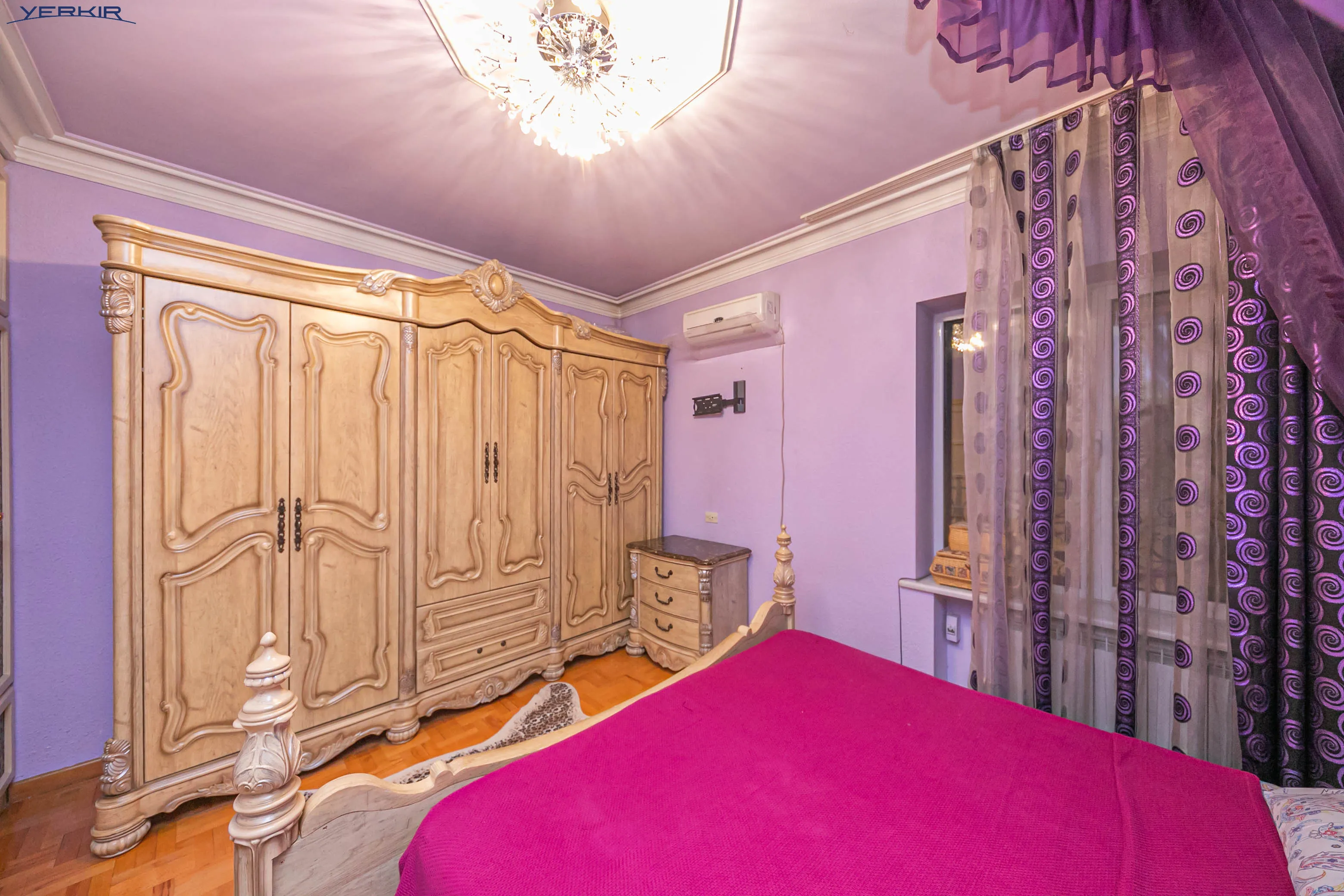 Houses Code: 9+5176260