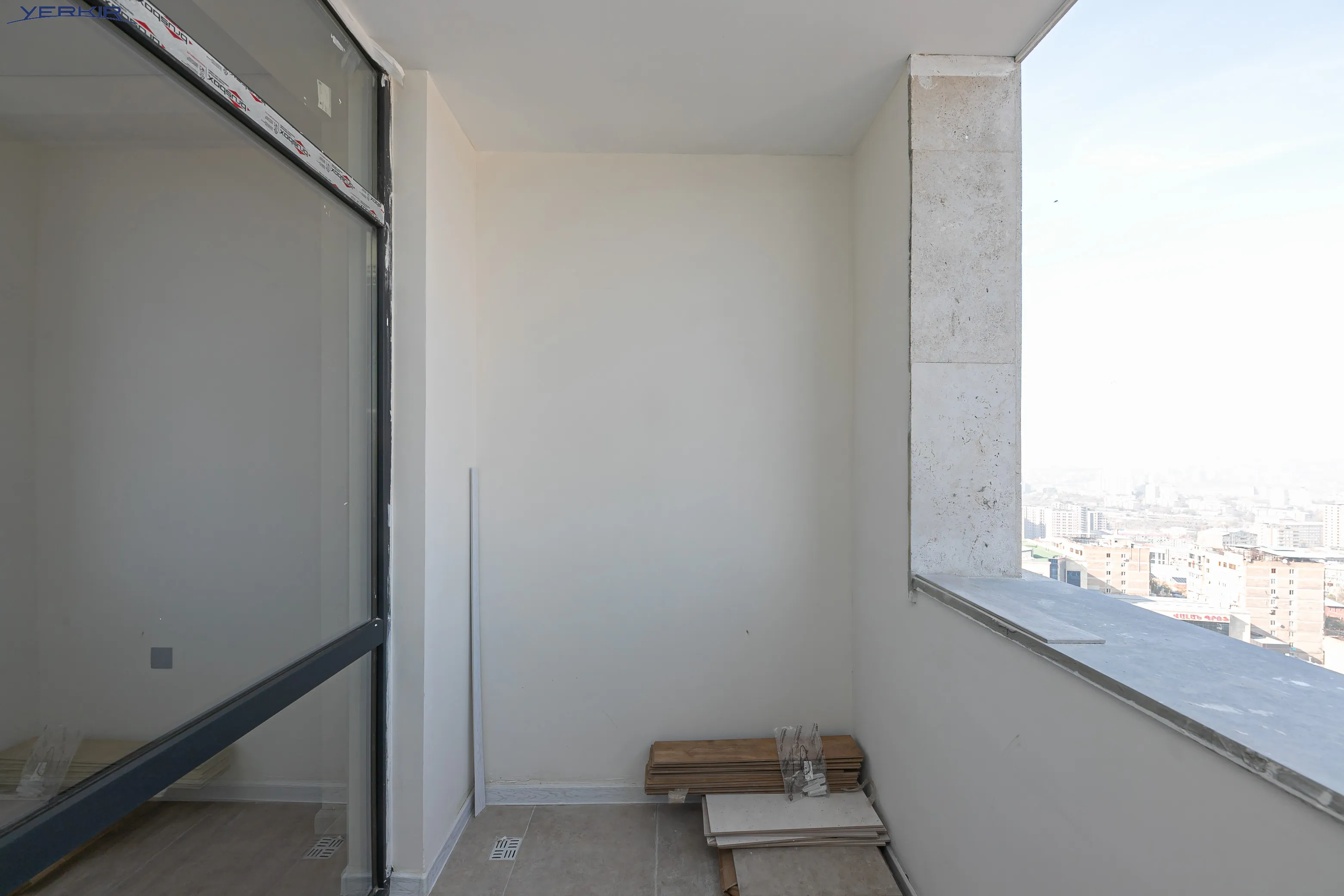 Apartments Code: 5+2454435