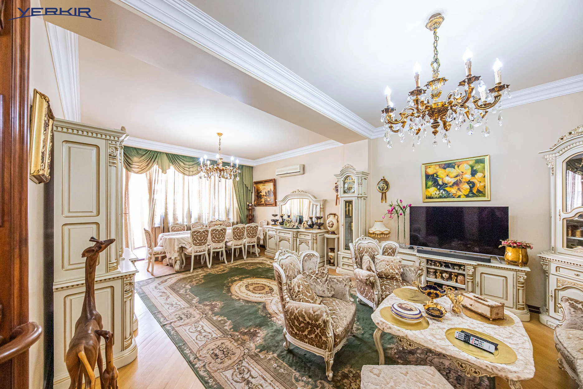 Apartments Code: 5+412782