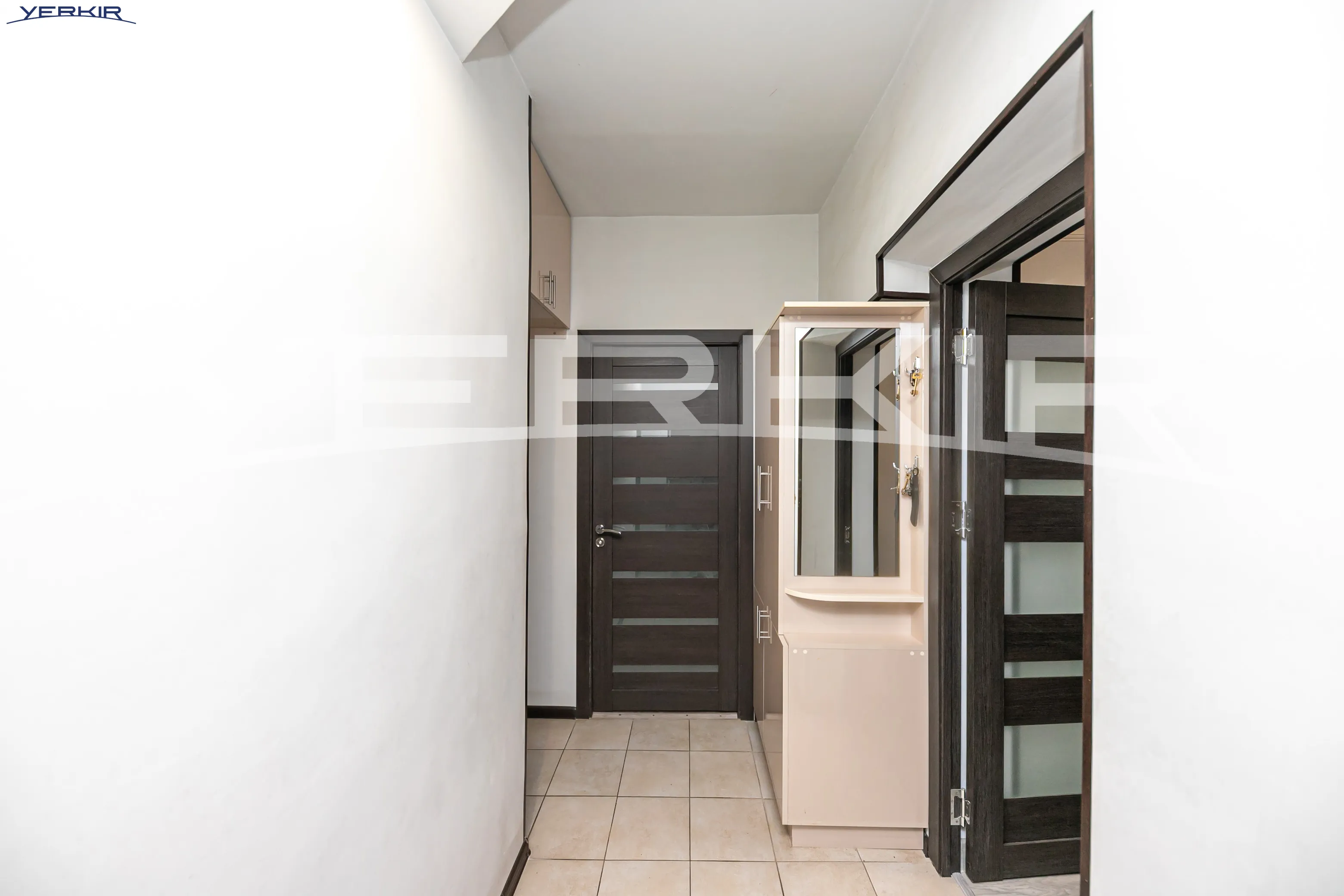 Բնակարաններ Կոդ` 9+3947220