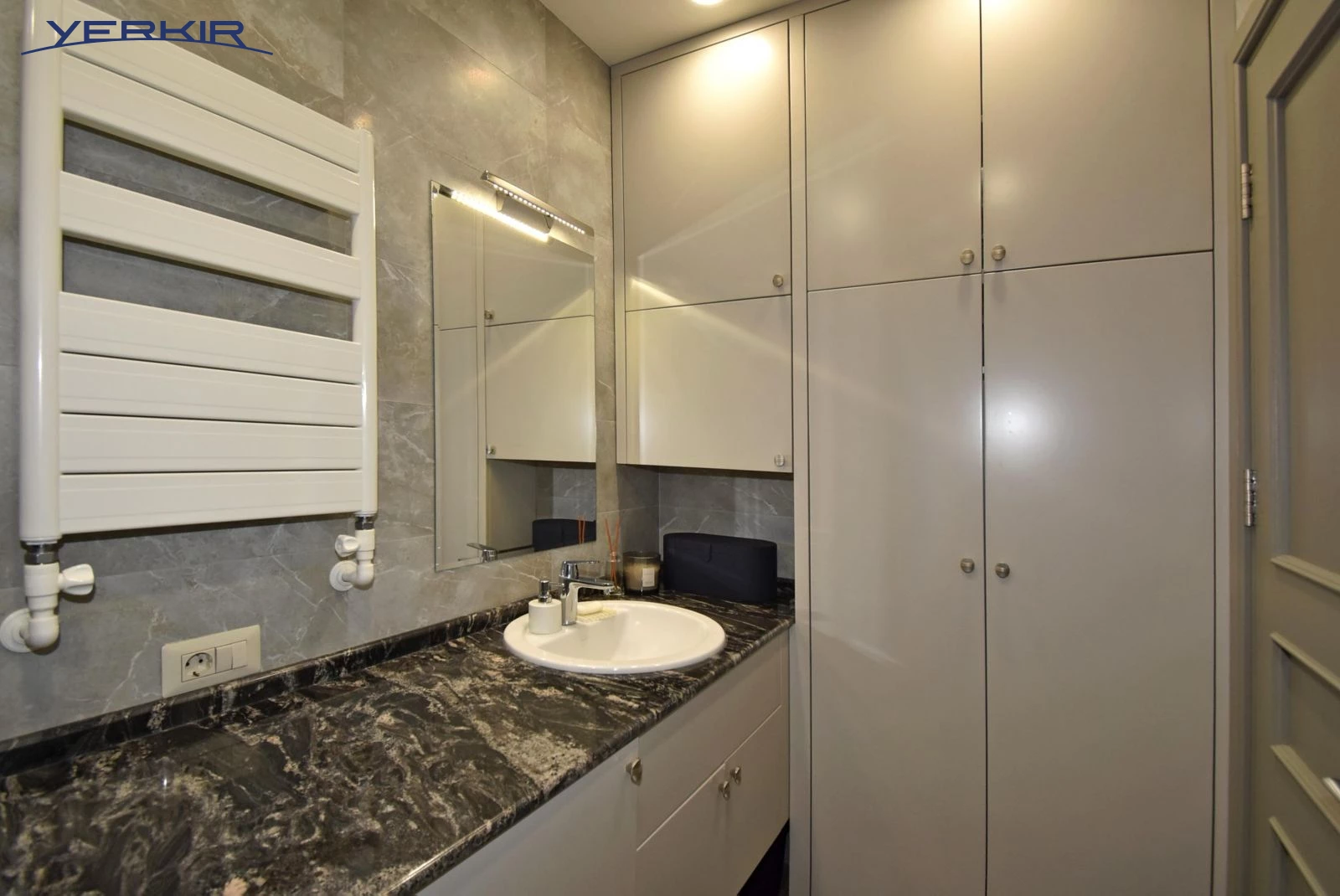 Բնակարաններ Կոդ` 9+315606