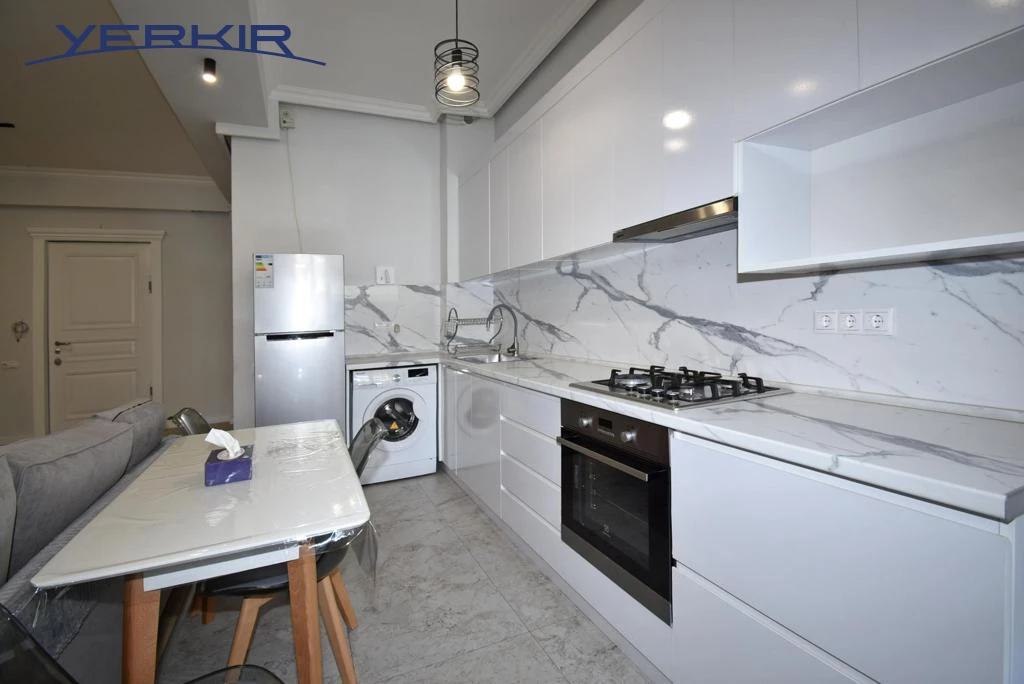 Apartments Code: 9+213498