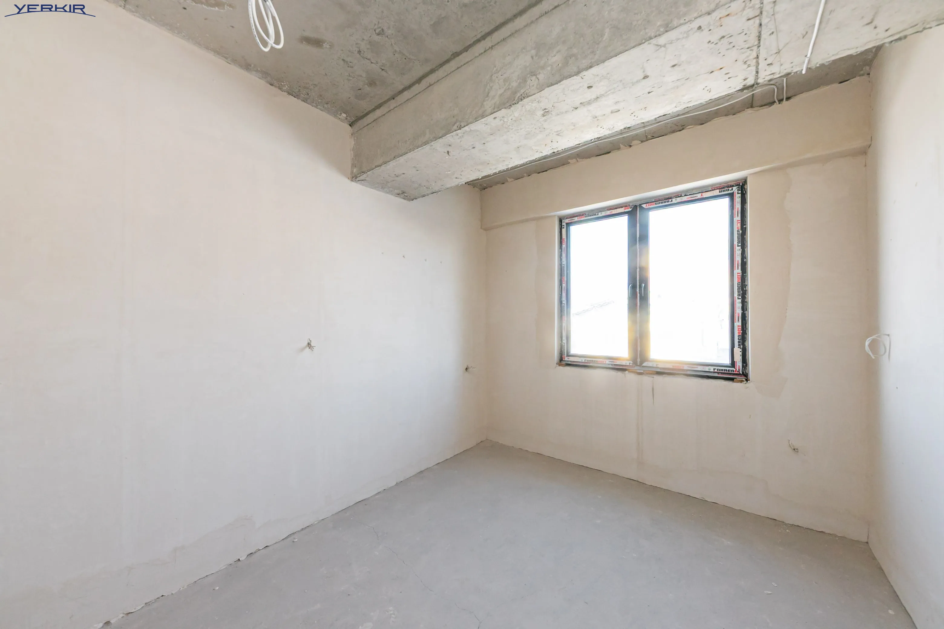Apartments Code: 9+3515972
