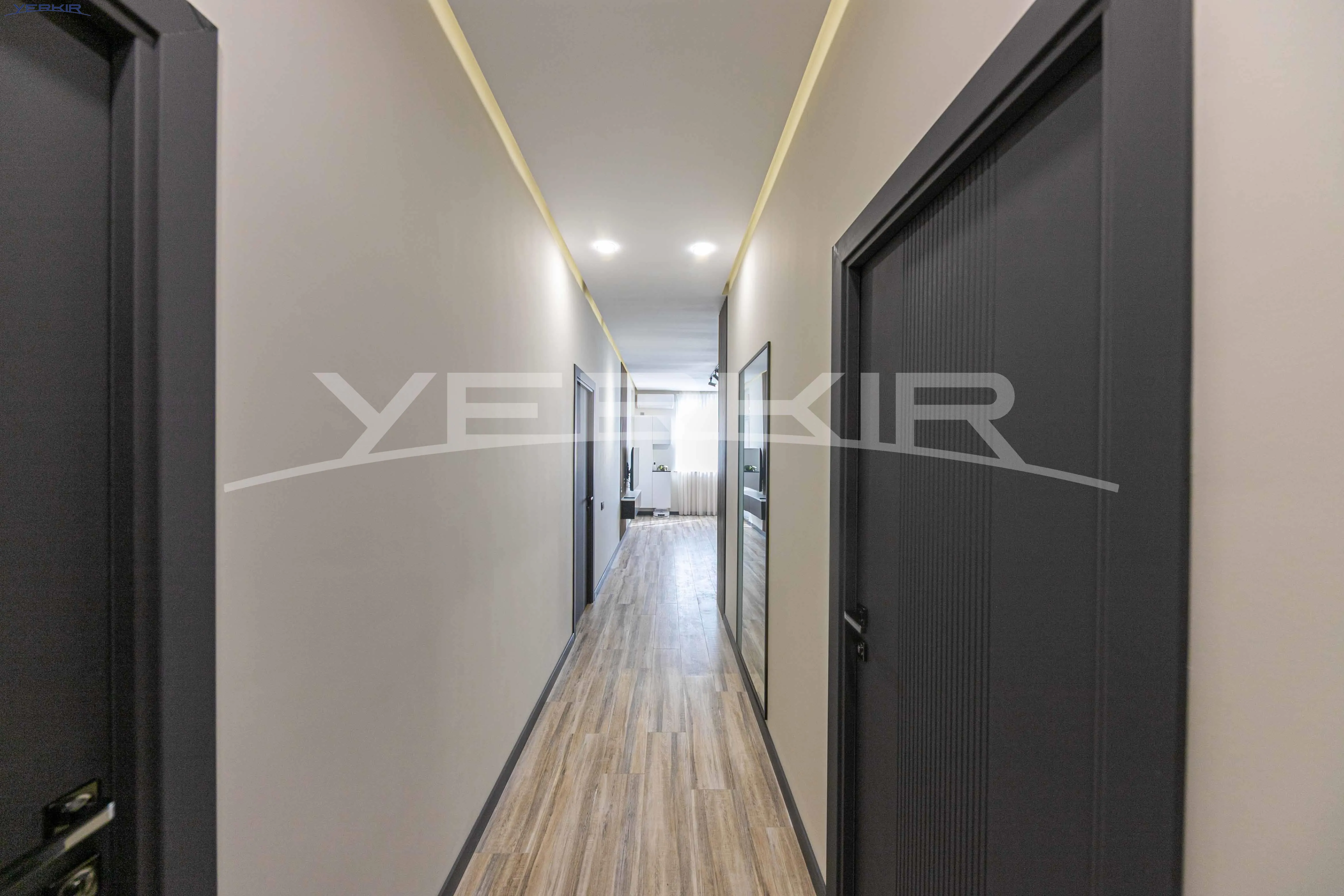 Apartments Code: 10+3921351