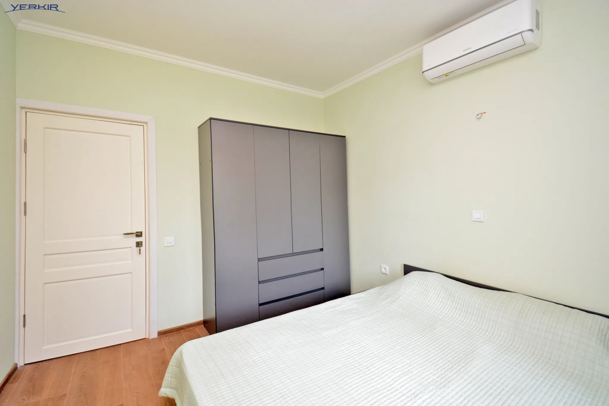 Բնակարաններ Կոդ` 3+3763349