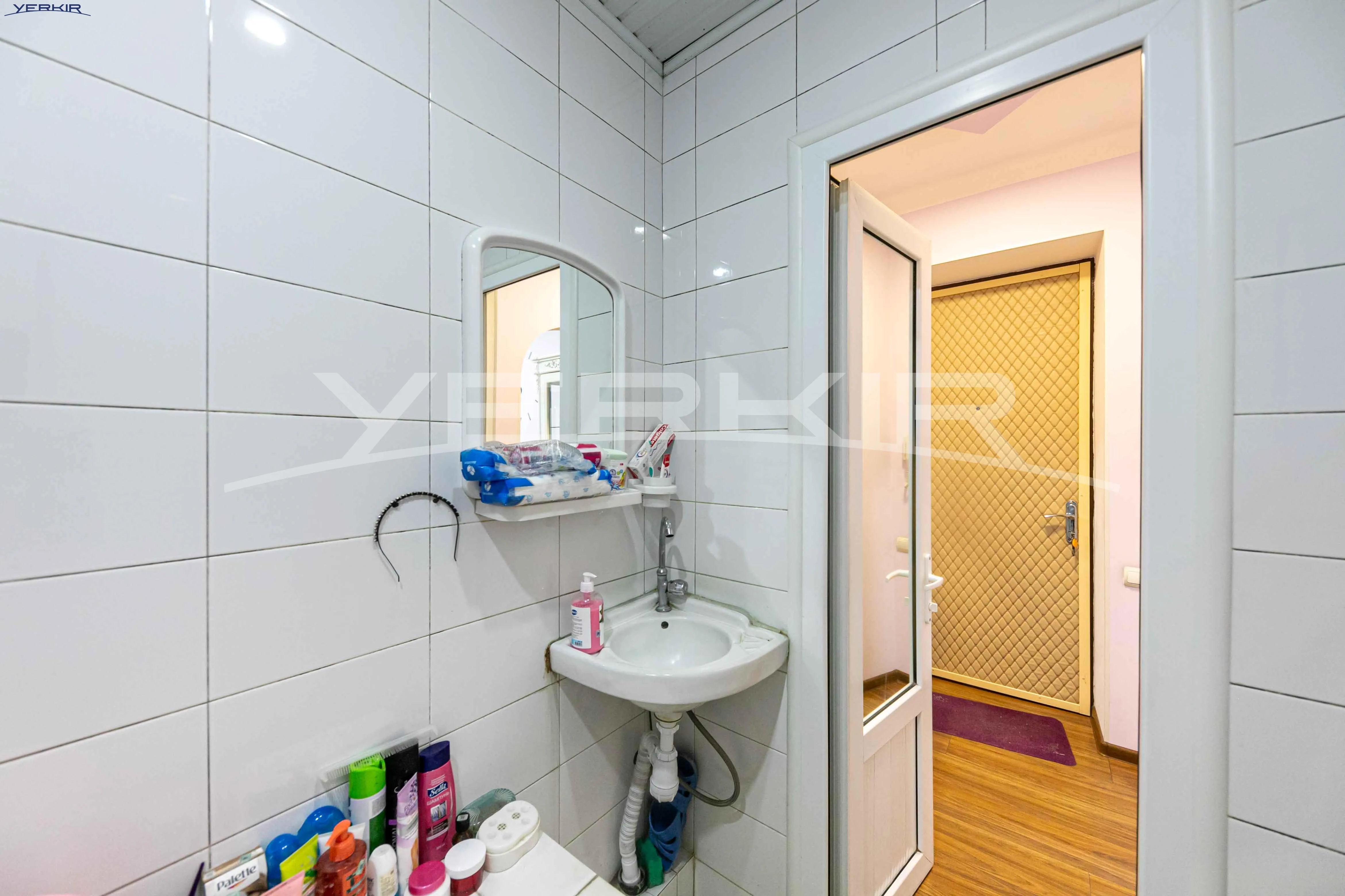 Apartments Code: 10+1128901