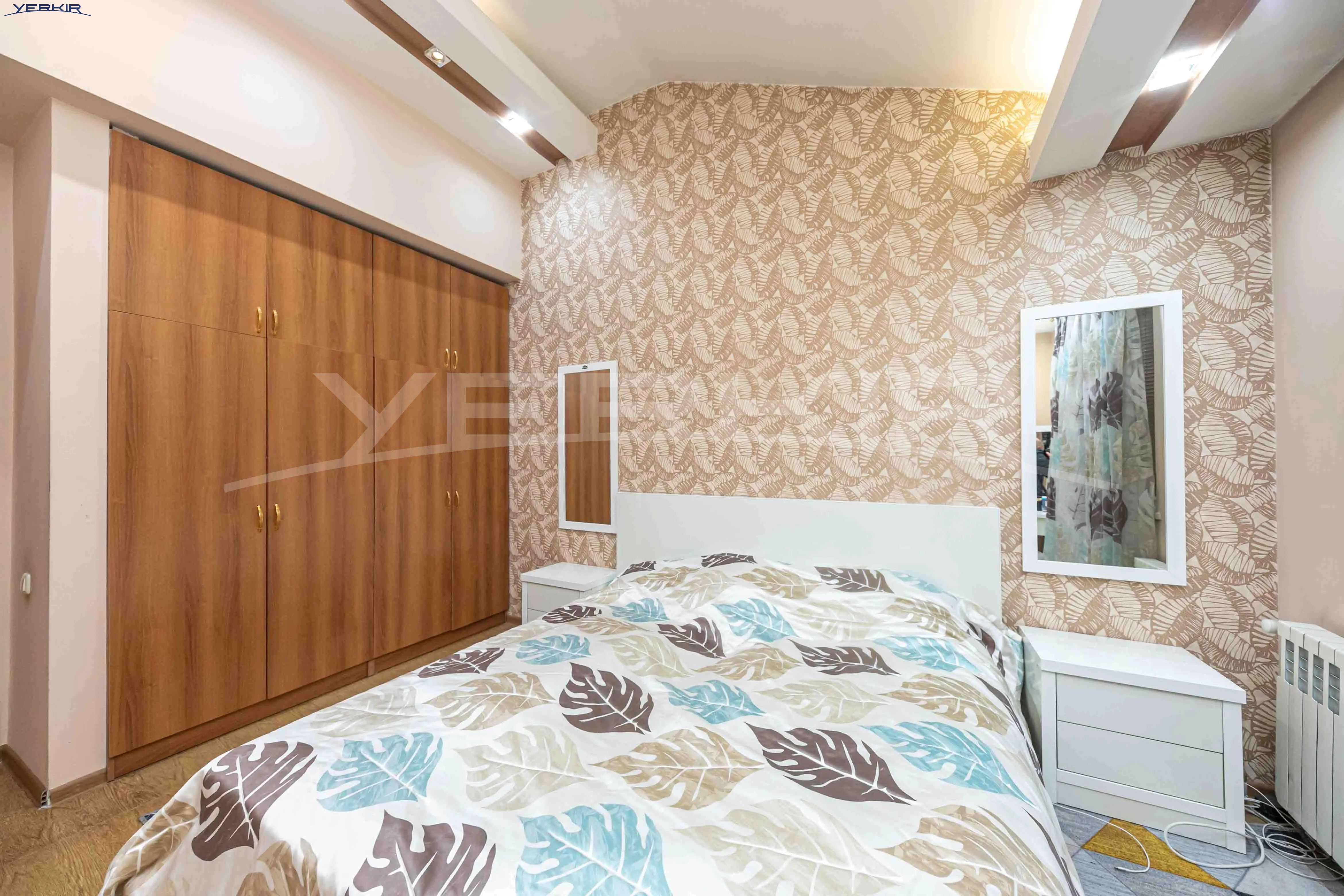 Apartments Code: 10+3268703
