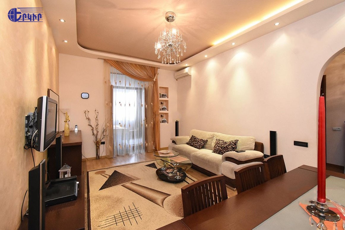 Apartments Code: 5+11771