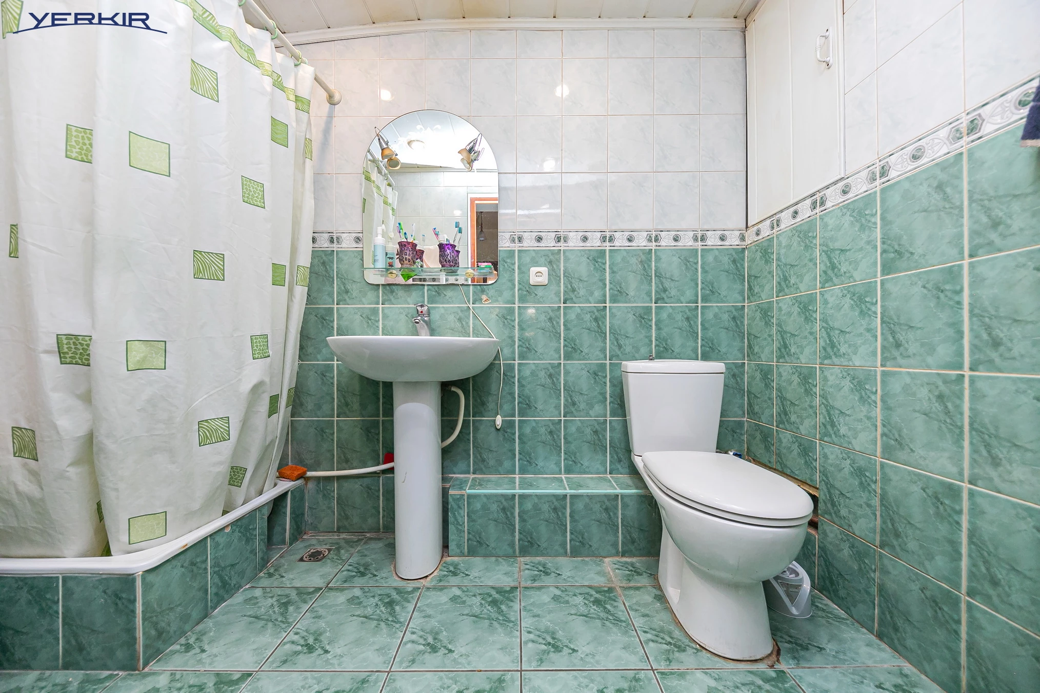 Apartments Code: 10+31298