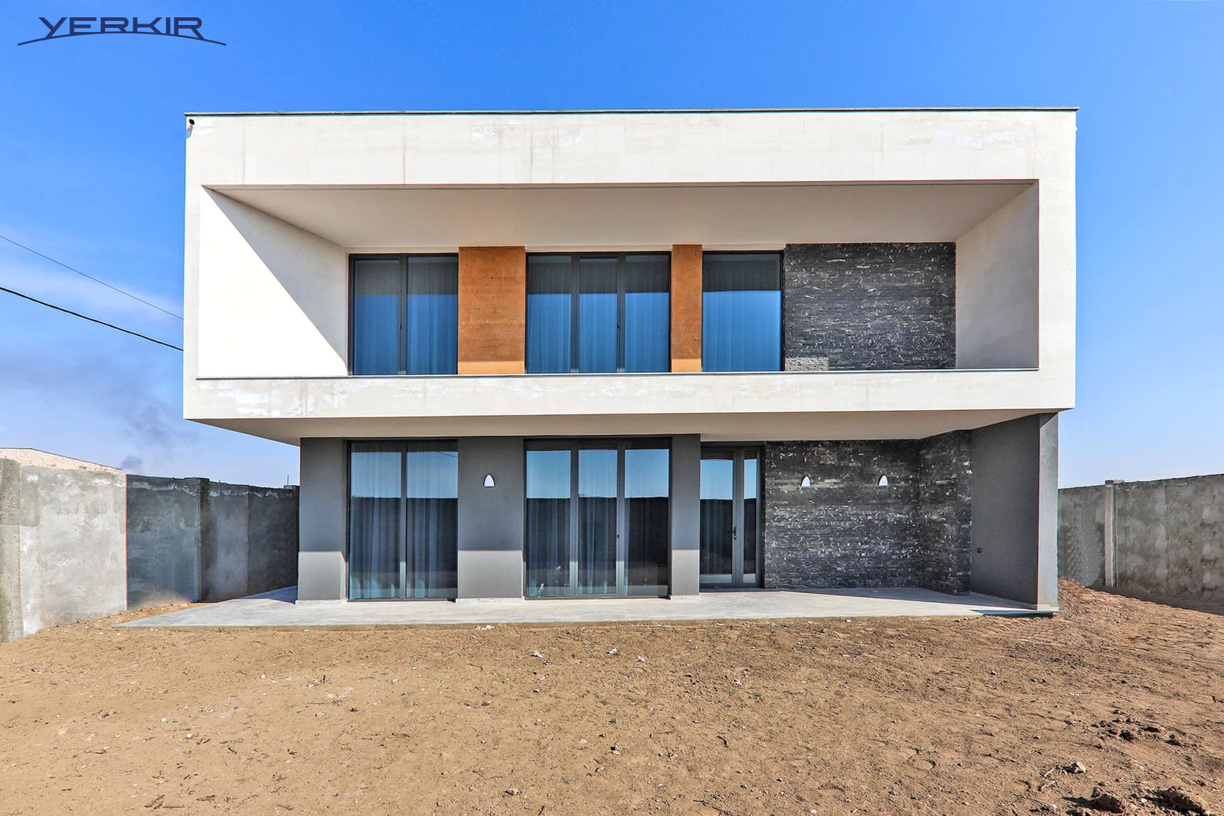 Houses Code: 3+516385