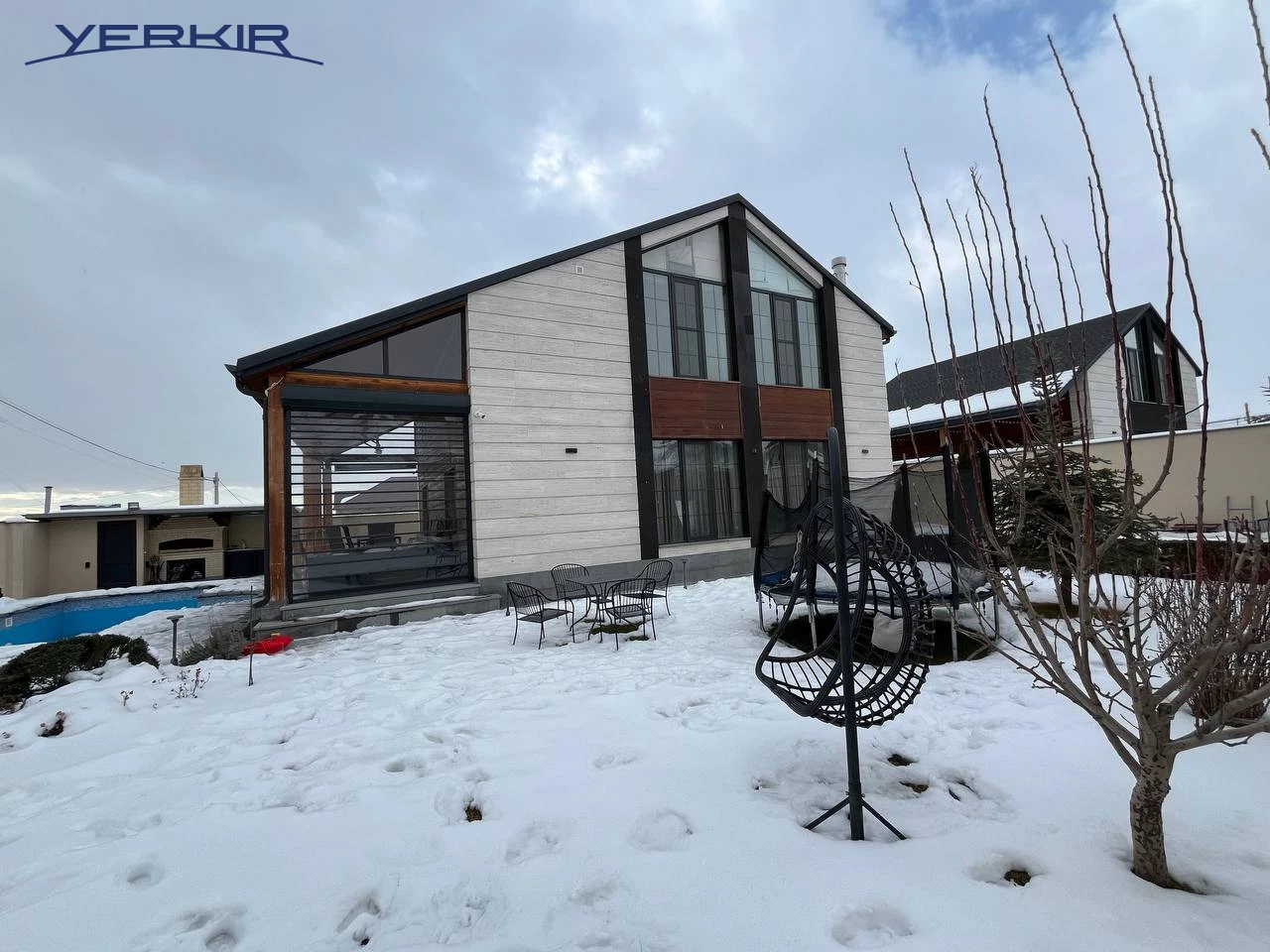 Houses Code: 1+515825