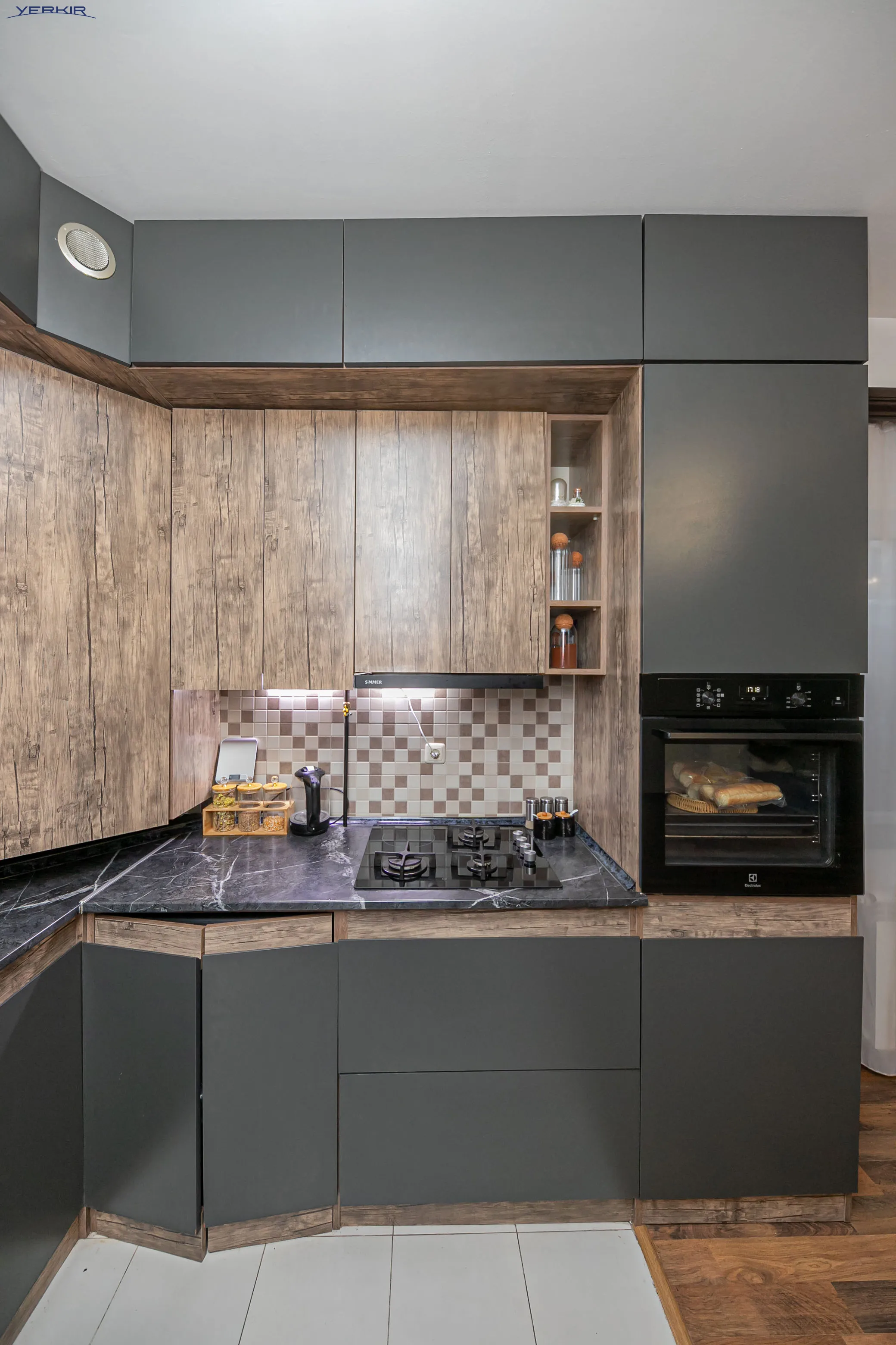 Apartments Code: 9+2383079