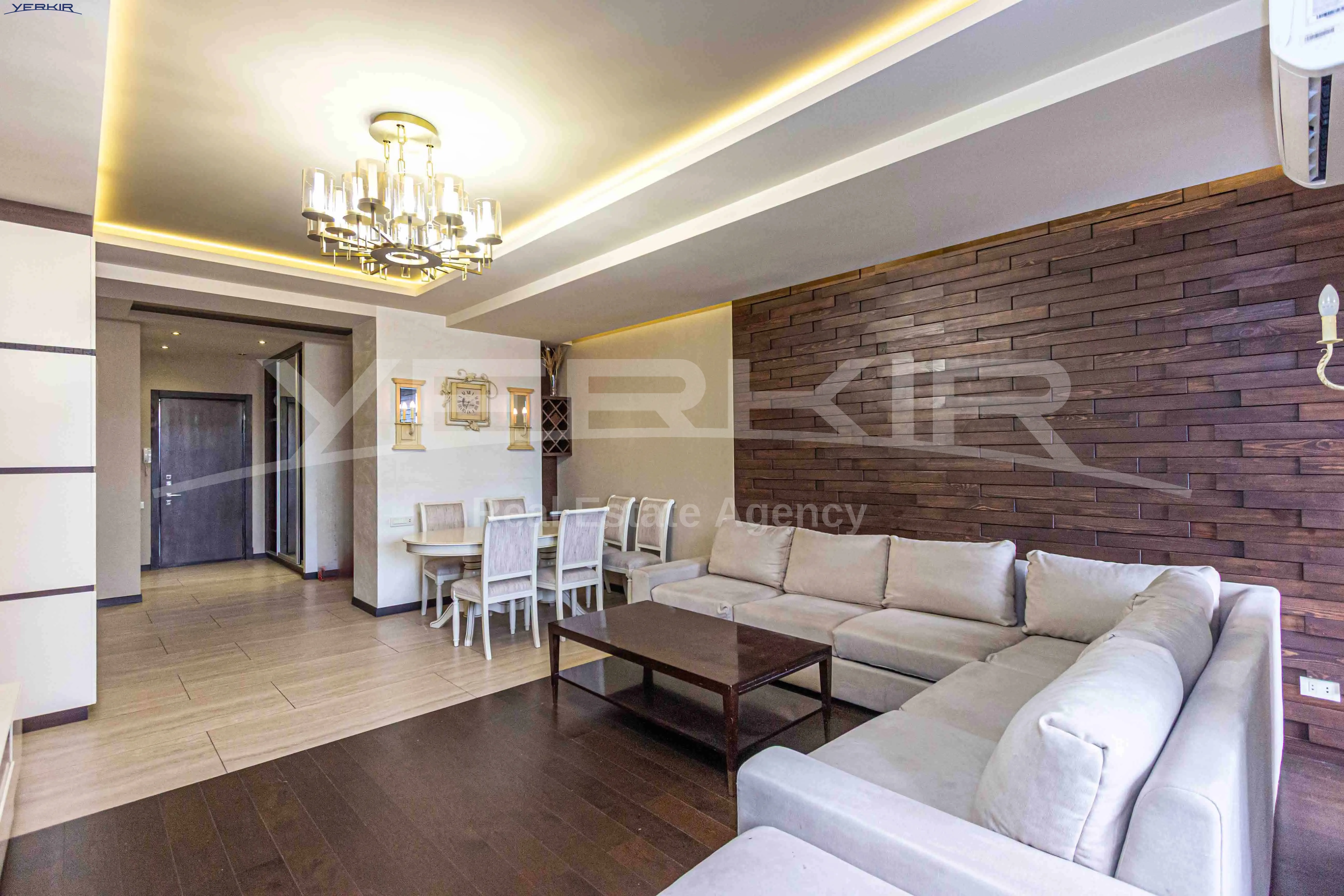 Apartments Code: 5+3508627
