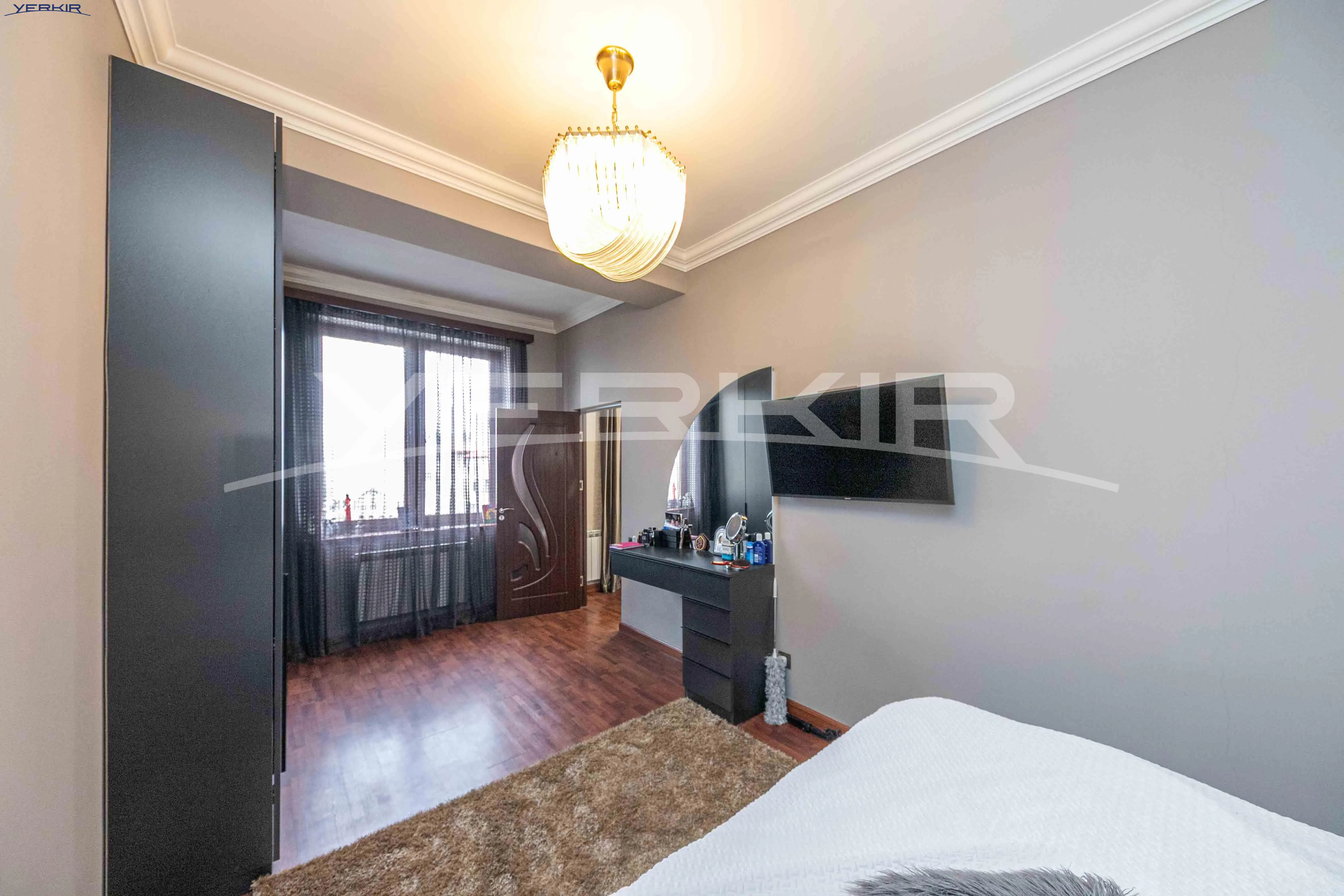Apartments Code: 10+2988960