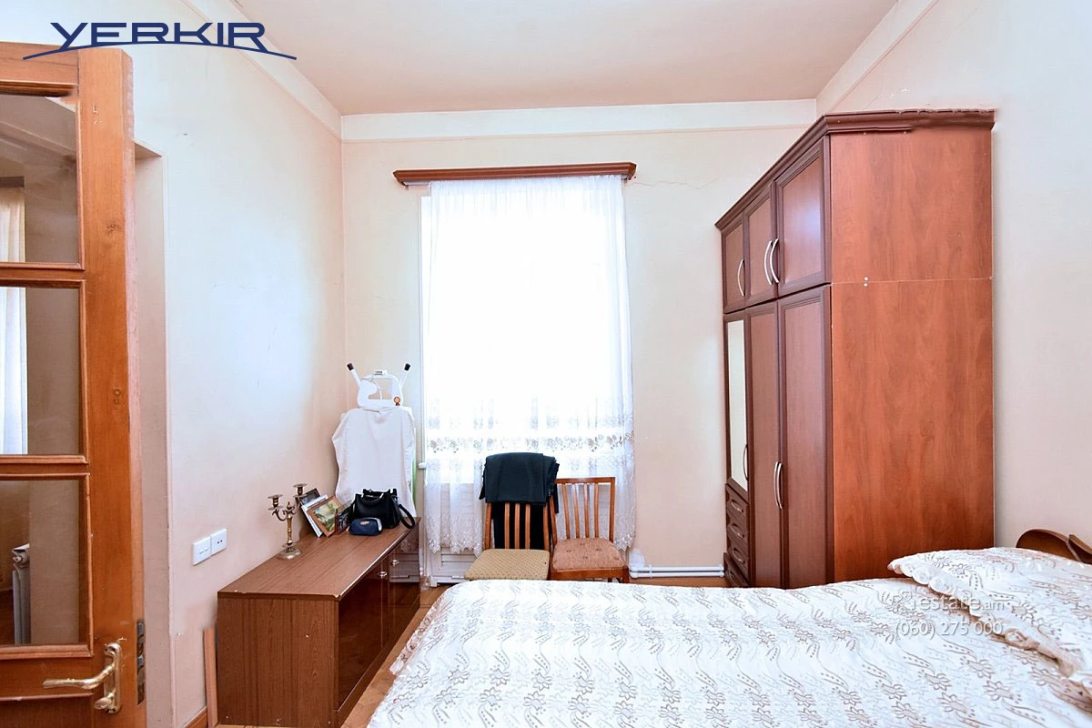 Apartments Code: 10+308330