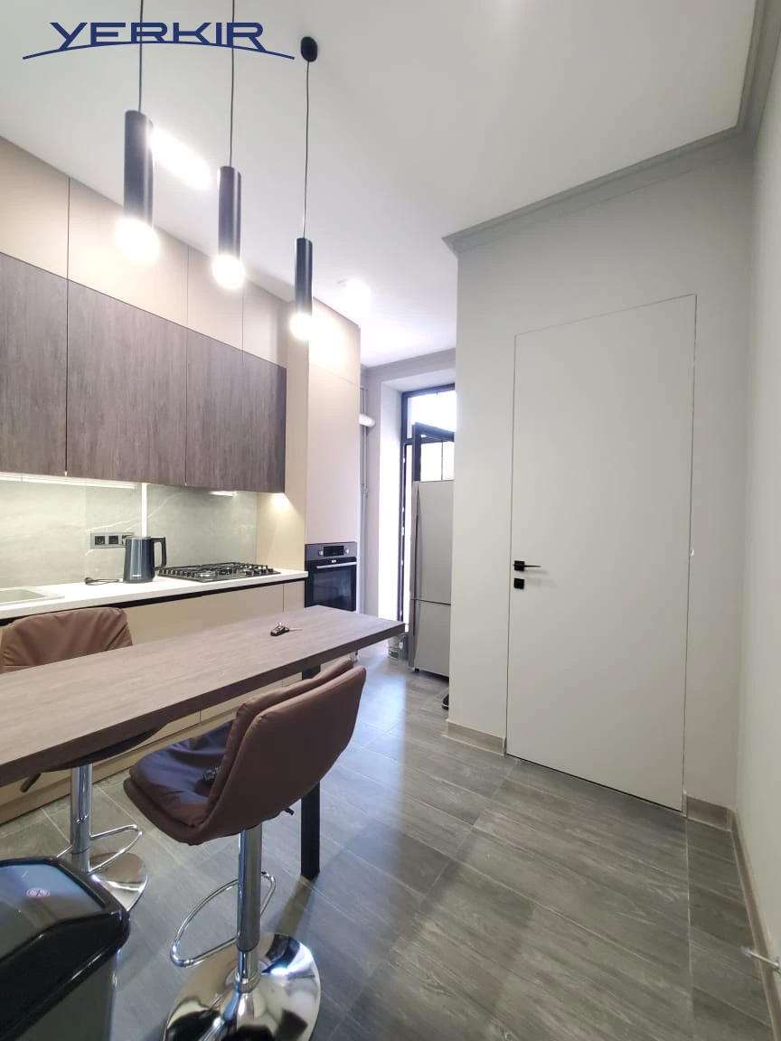 Բնակարաններ Կոդ` 2+319902