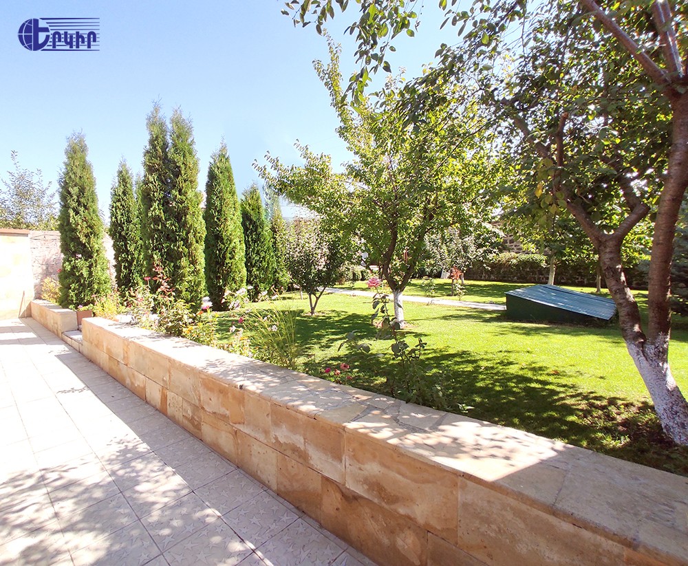 Houses Code: 8+50805