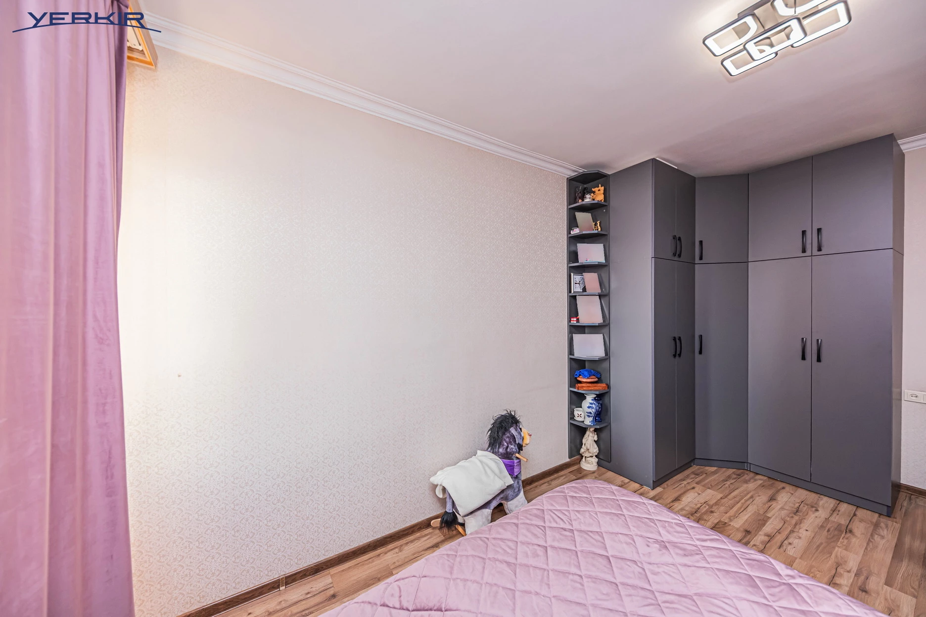 Apartments Code: 5+314882