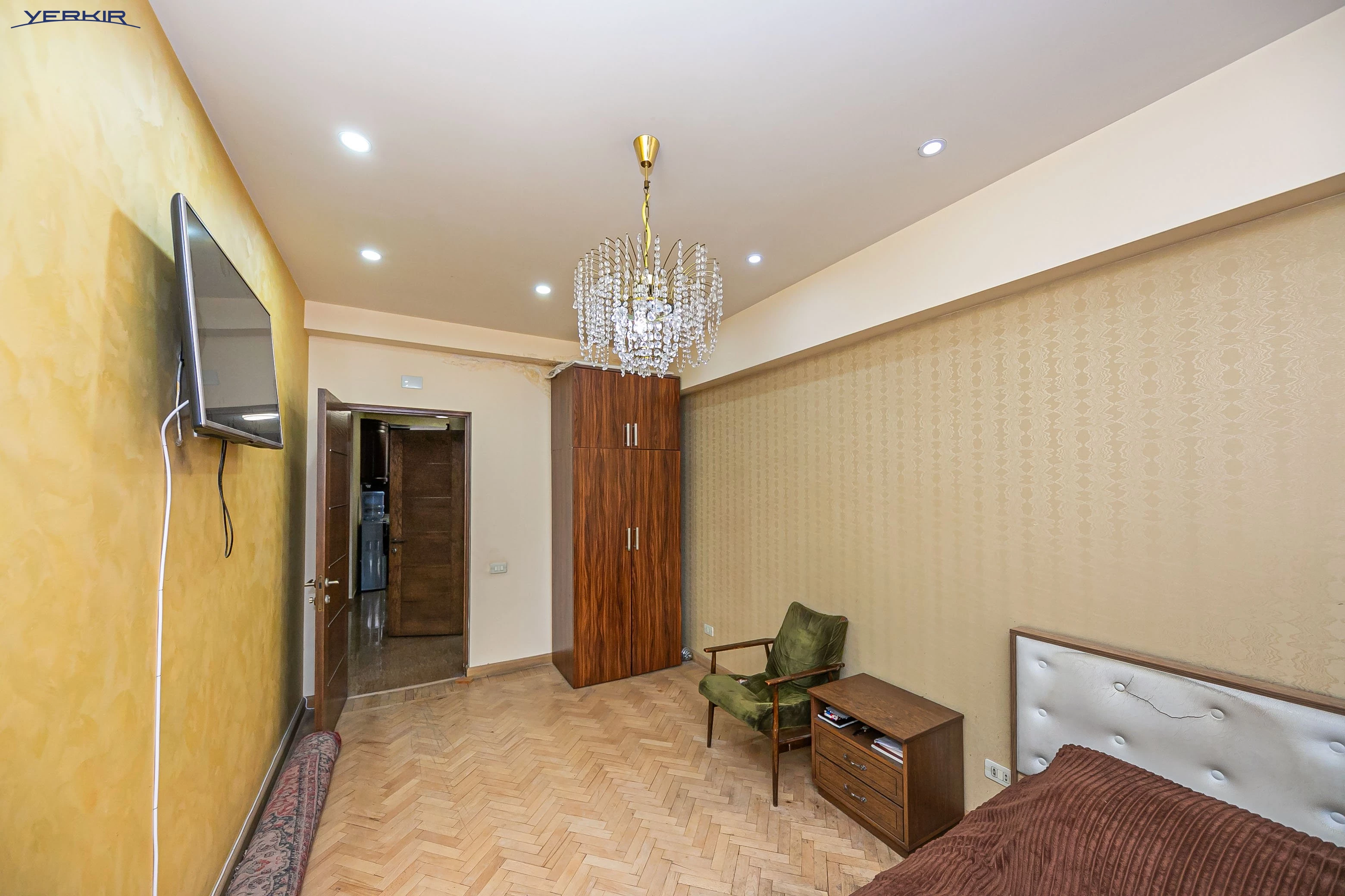 Բնակարաններ Կոդ` 9+4623806