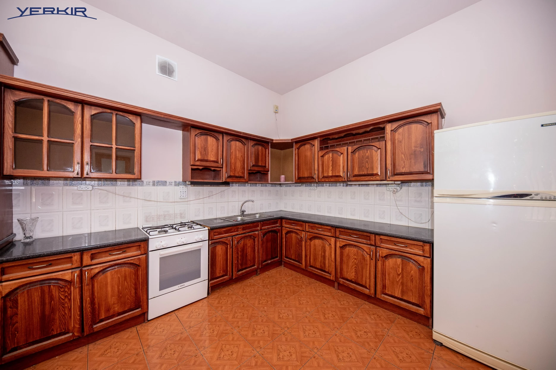 Houses Code: s+5+506456