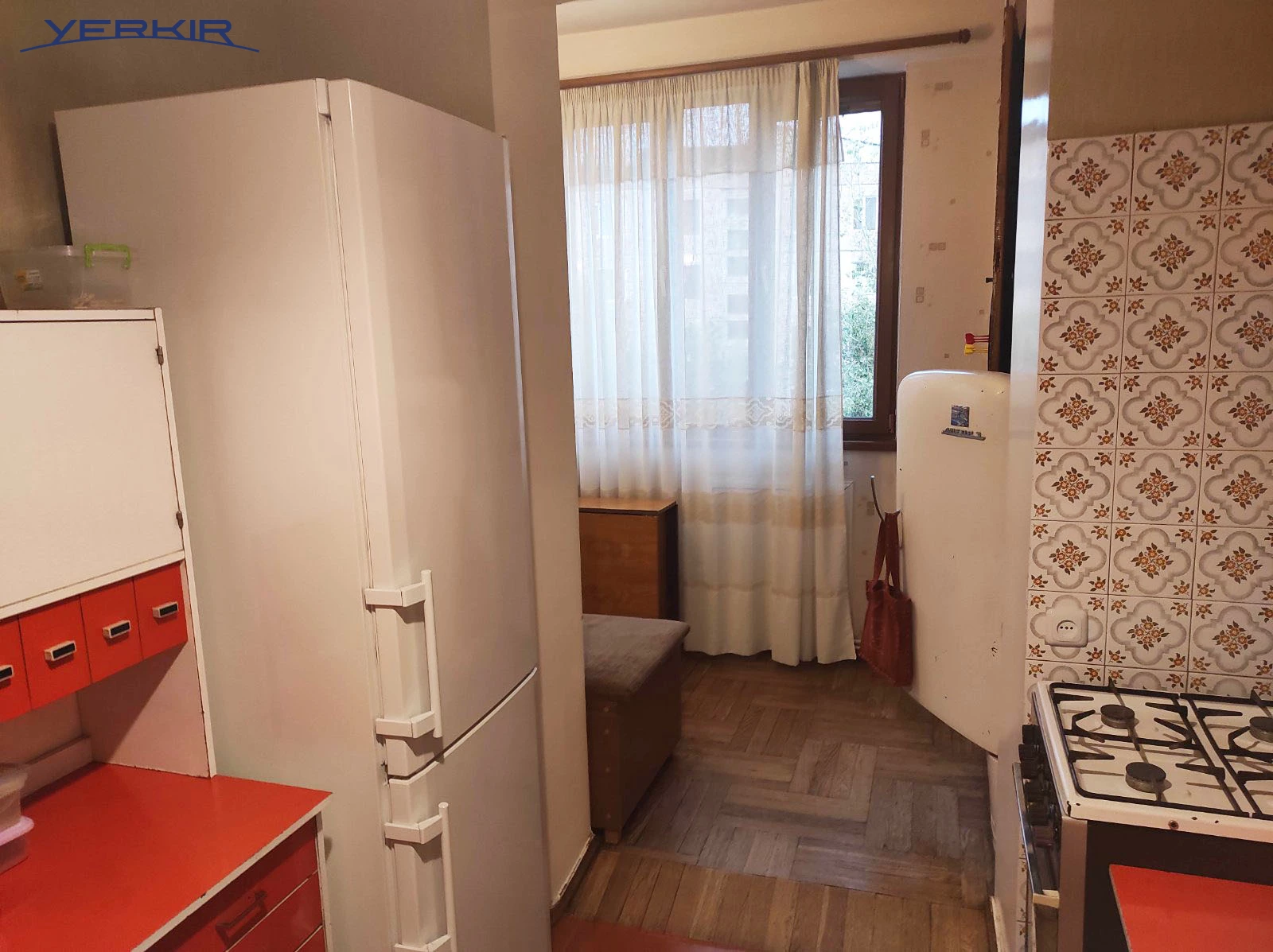 Բնակարաններ Կոդ` 8+213239