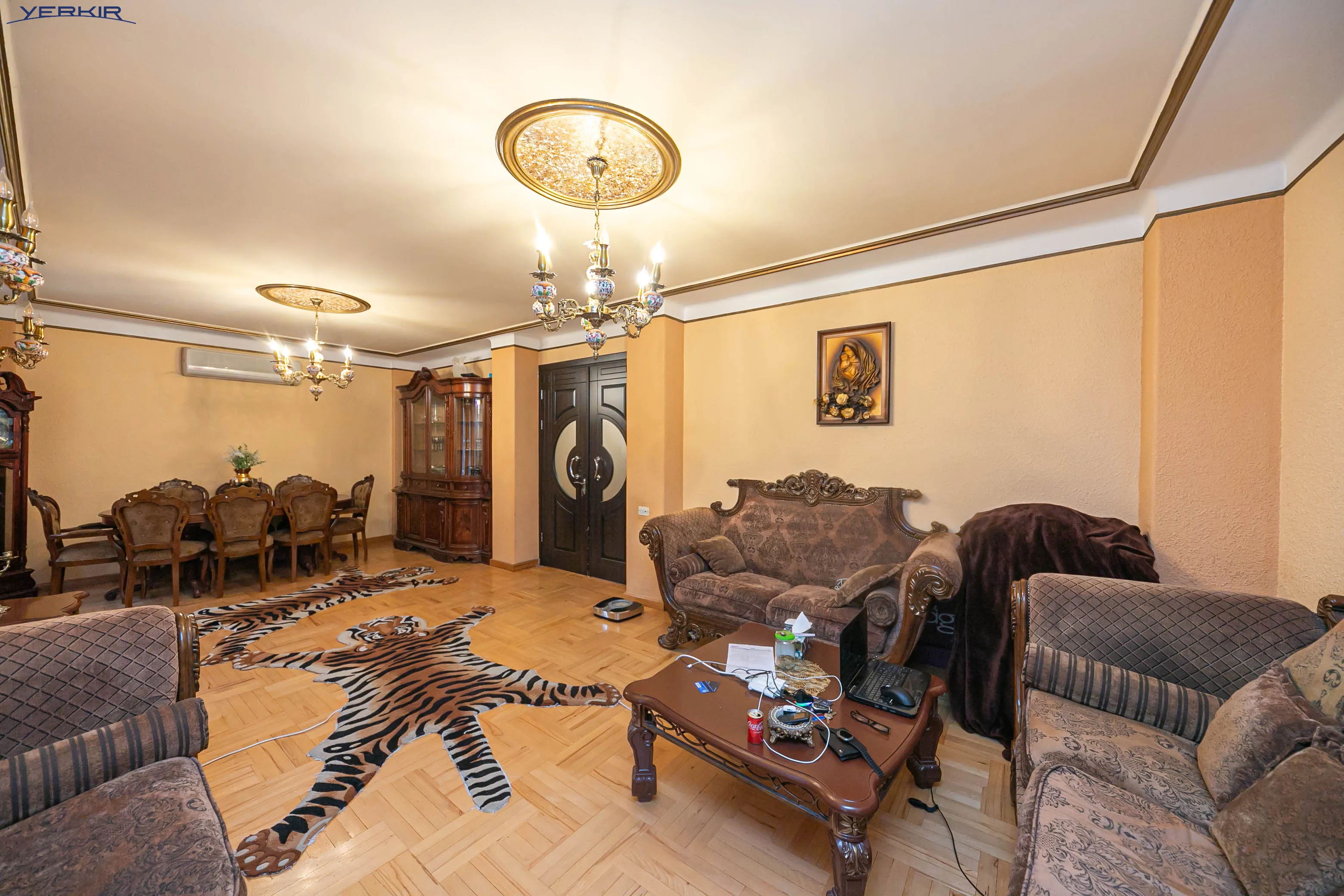 Houses Code: 9+5176260