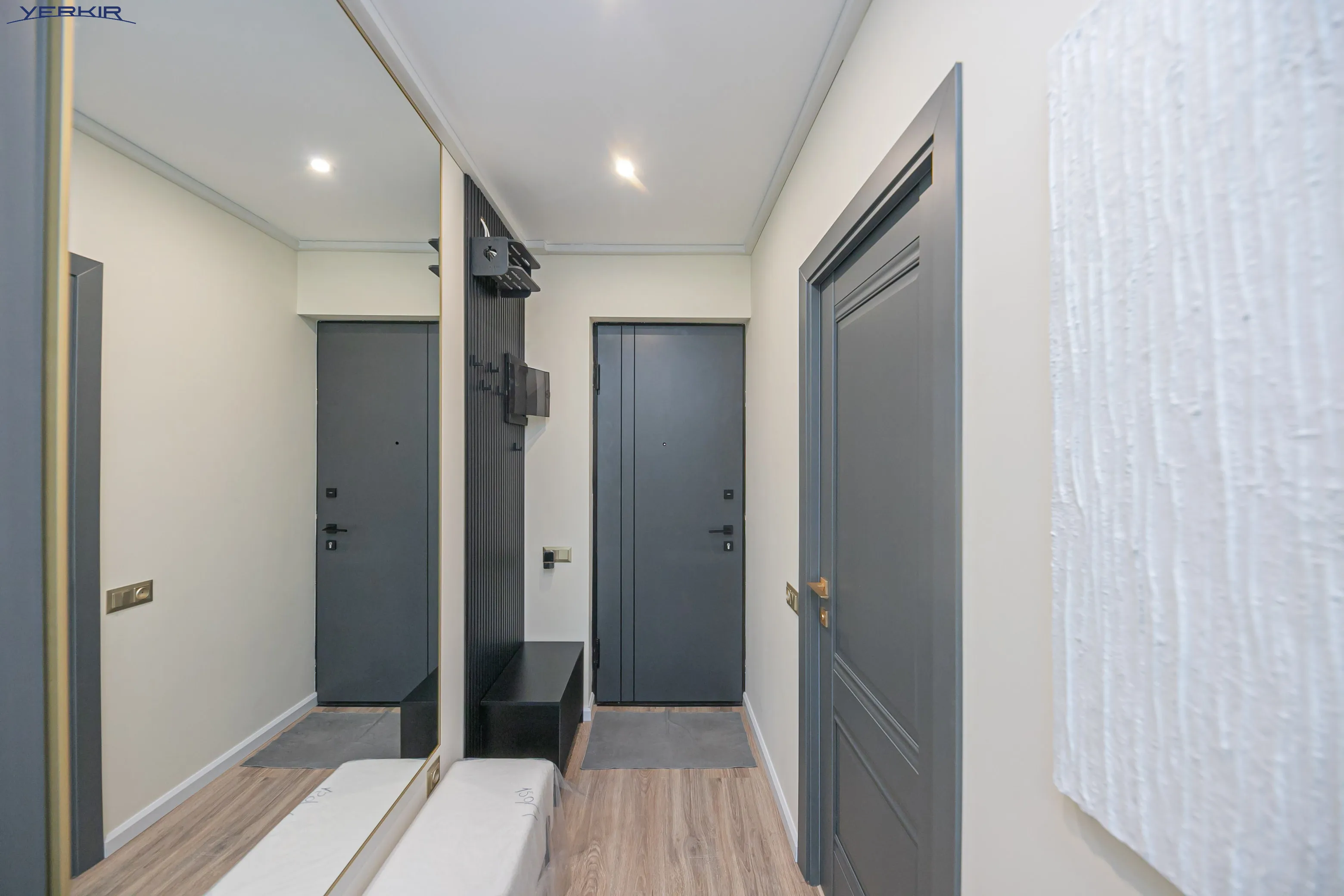 Apartments Code: 9+2953207