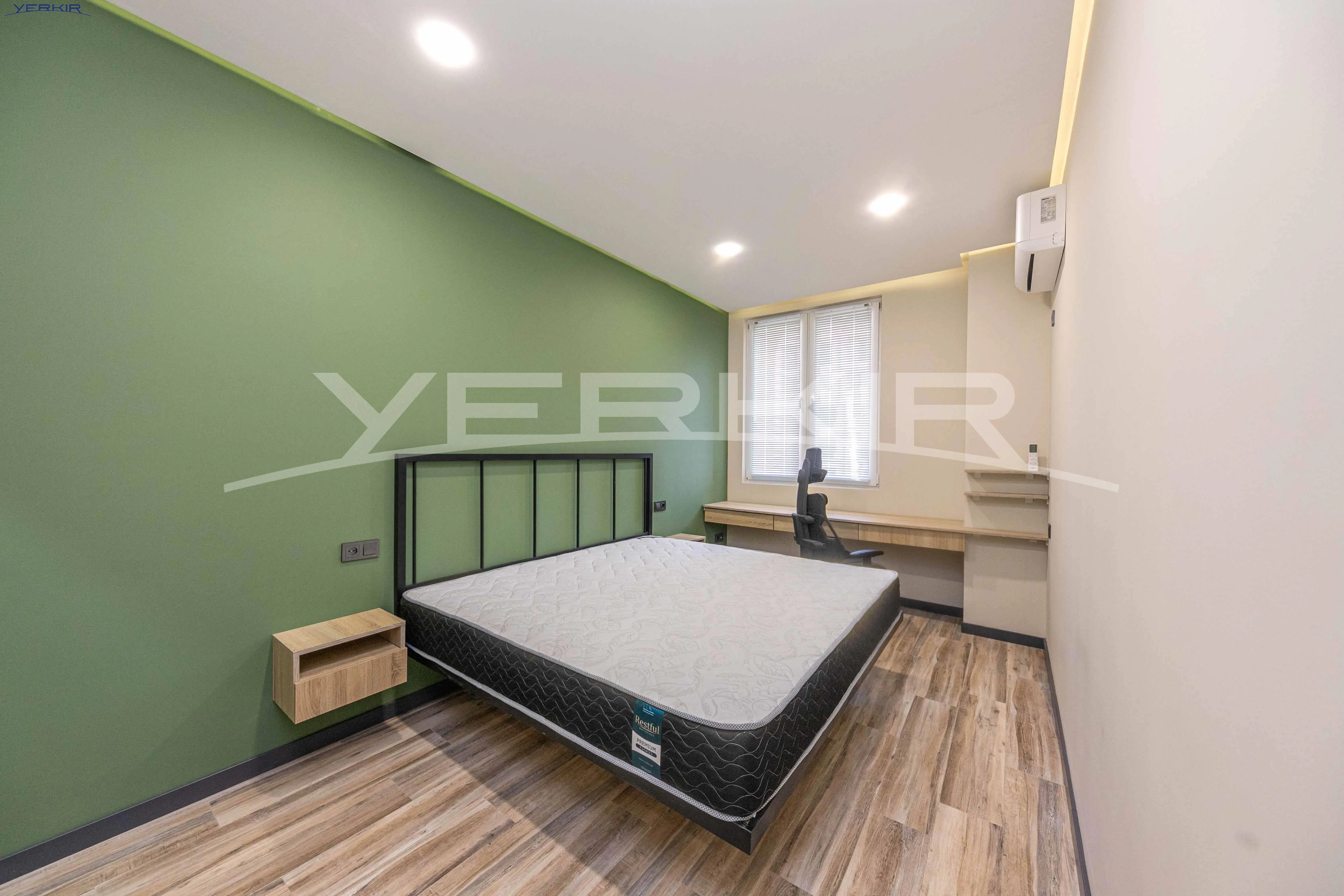 Apartments Code: 10+3921351