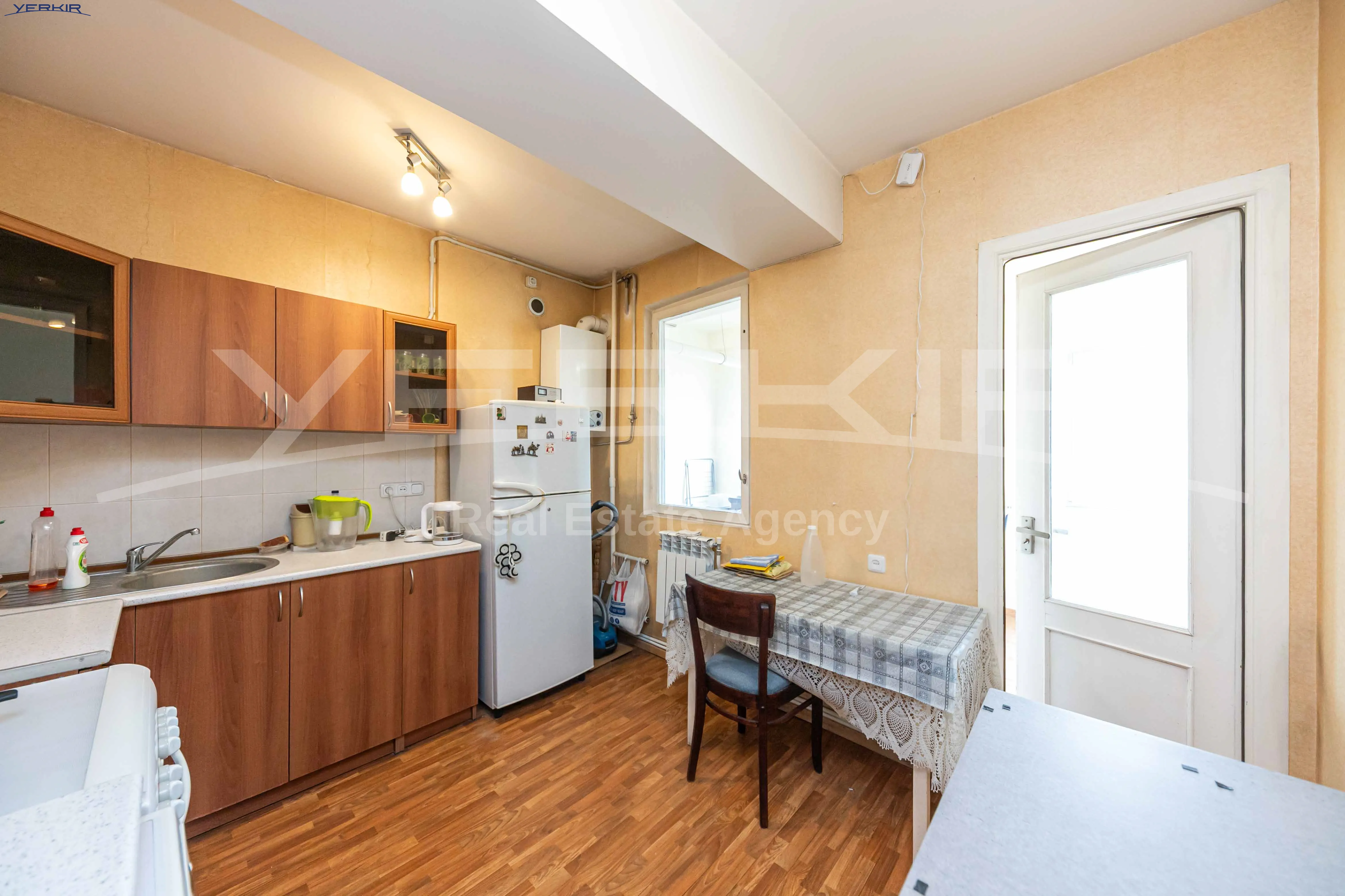 Apartments Code: 5+2485051