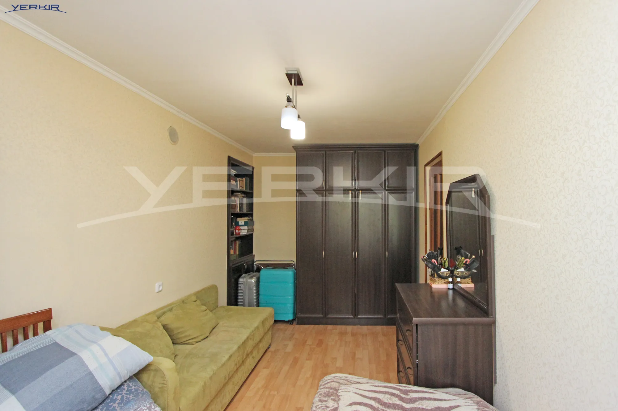Apartments Code: 9+2673052