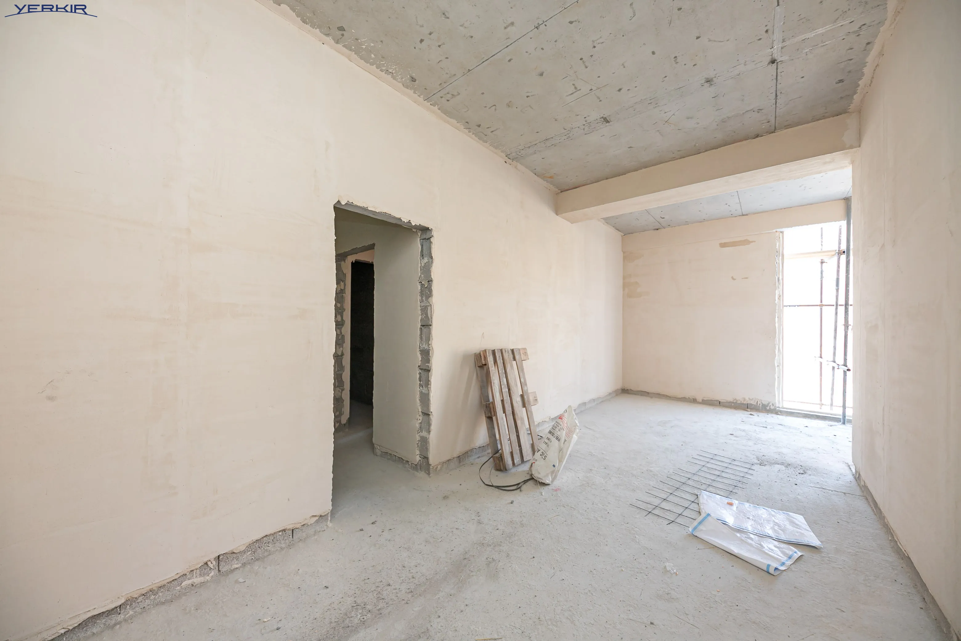 Apartments Code: 9+3570103