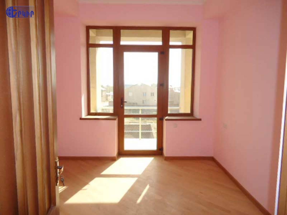 Առանձնատներ Կոդ` 6+50363
