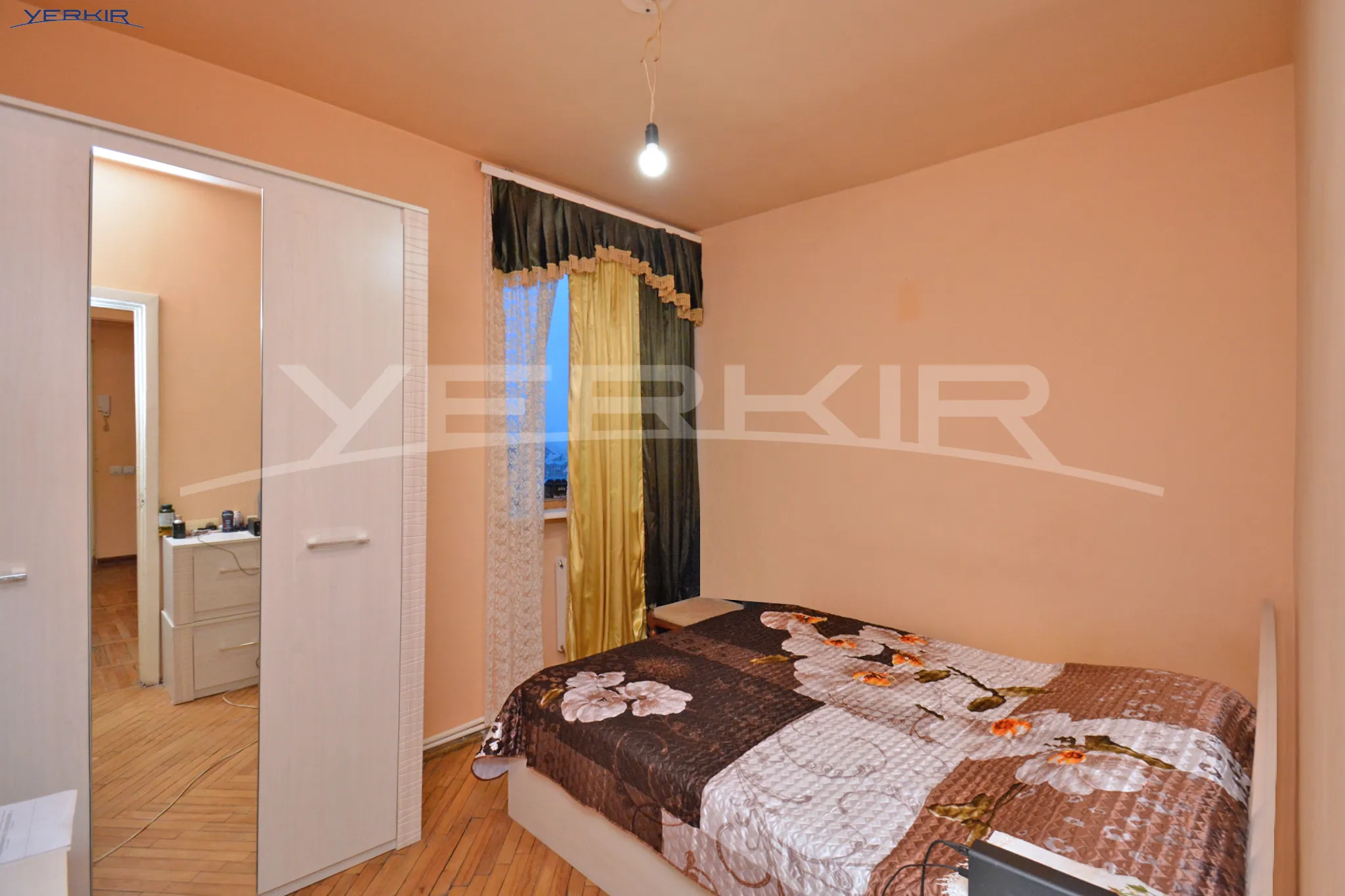 Apartments Code: 9+3136637
