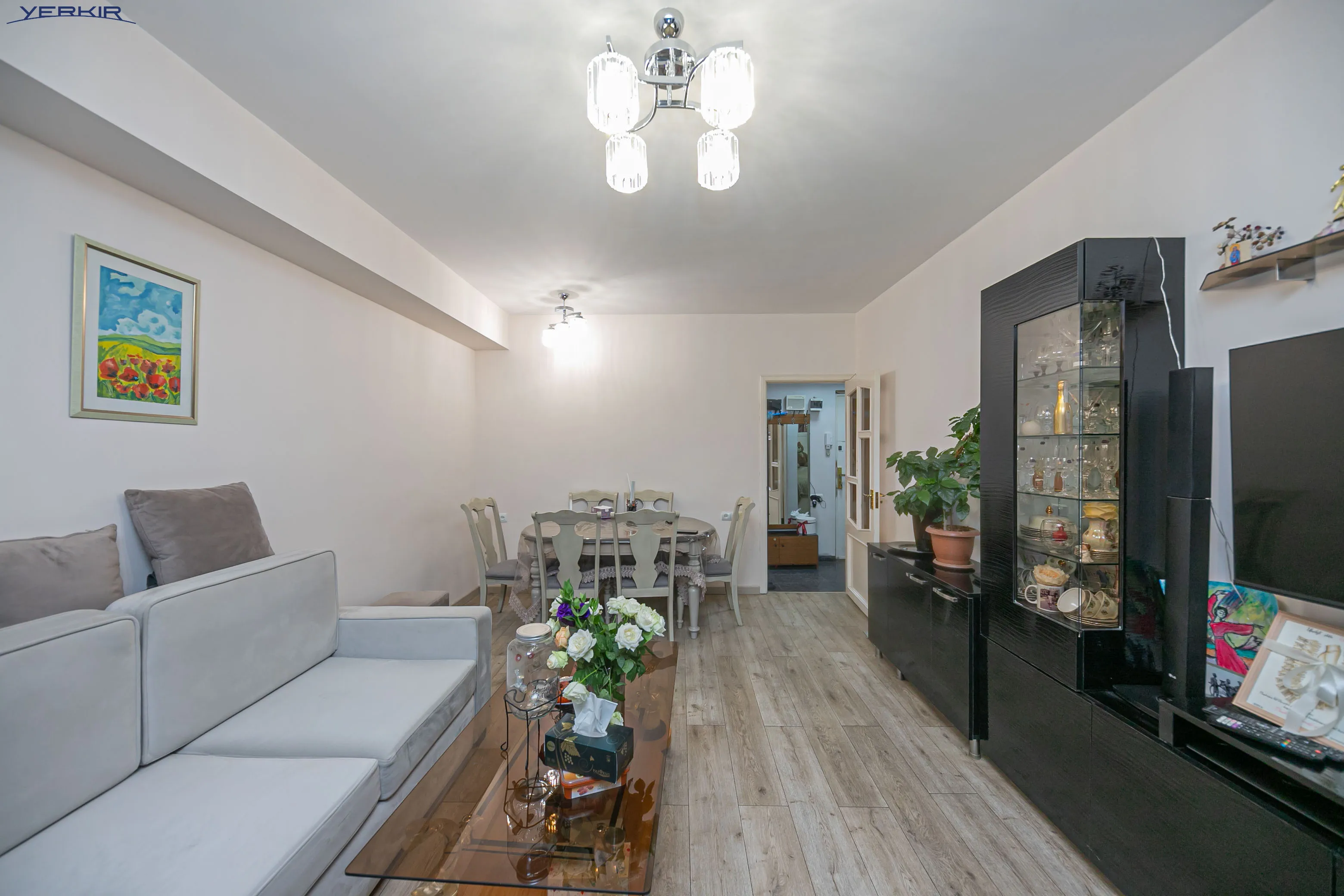 Apartments Code: 9+1294685