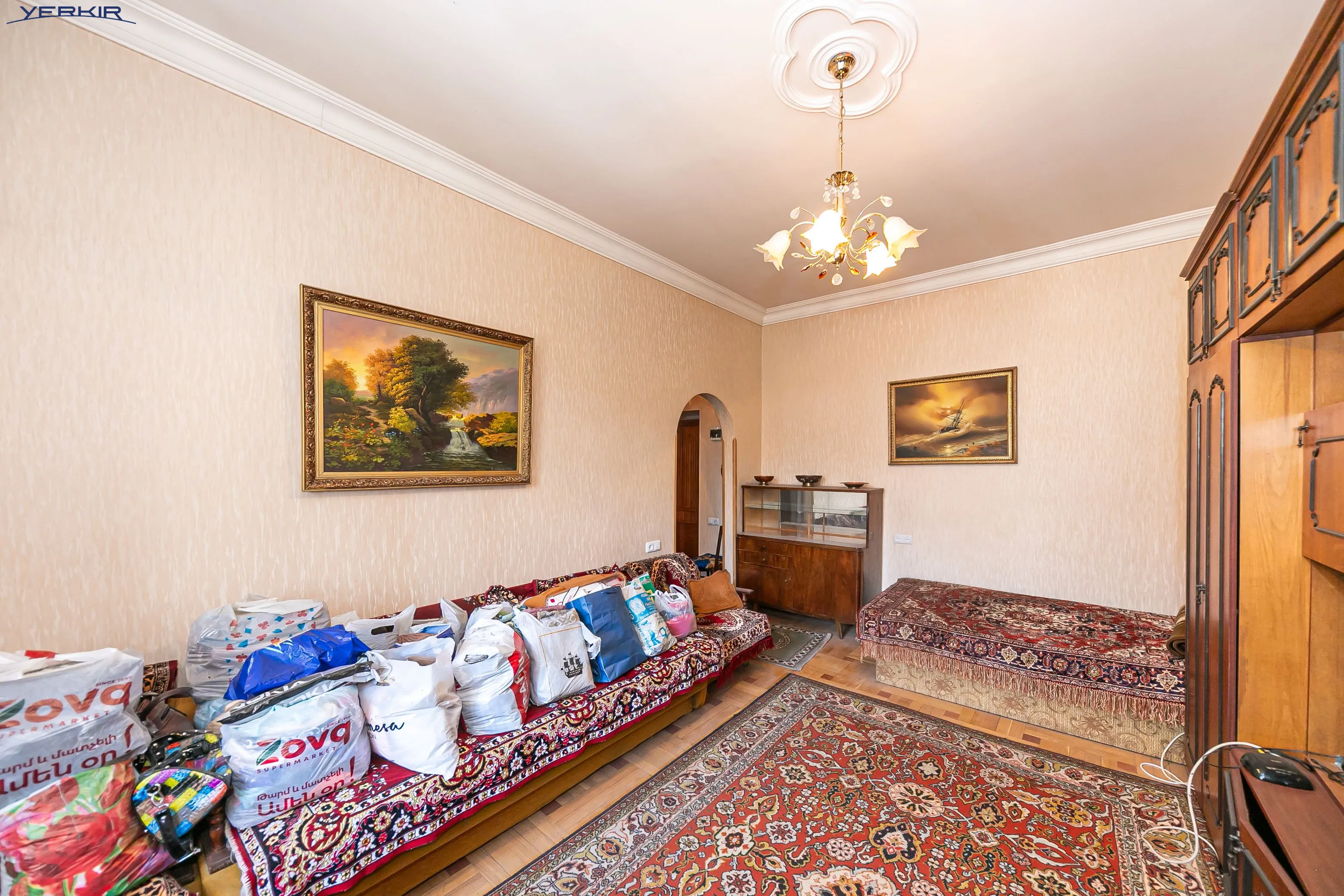 Apartments Code: 10+1957934