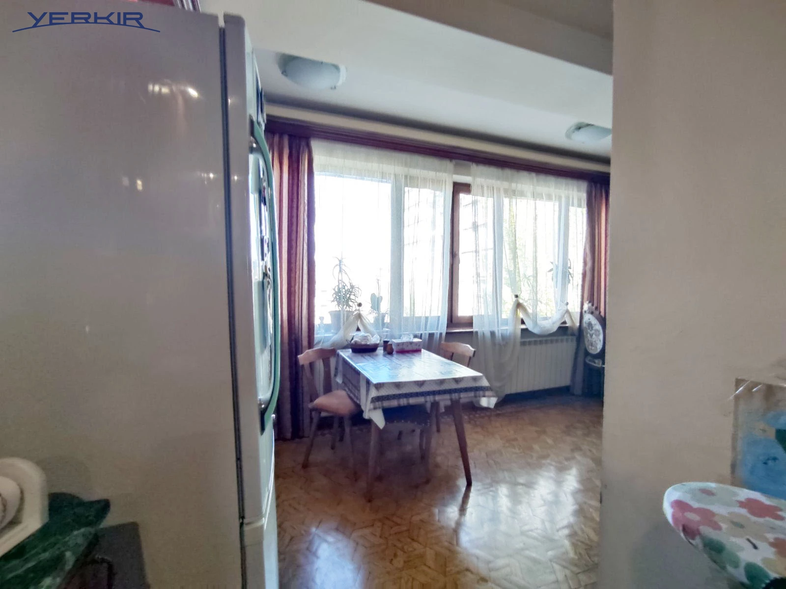 Apartments Code: 9+414546