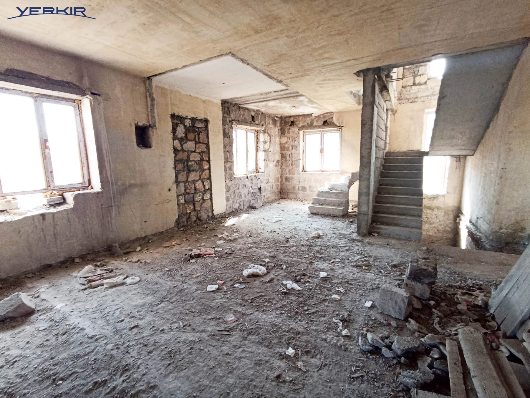 Houses Code: 10+512642