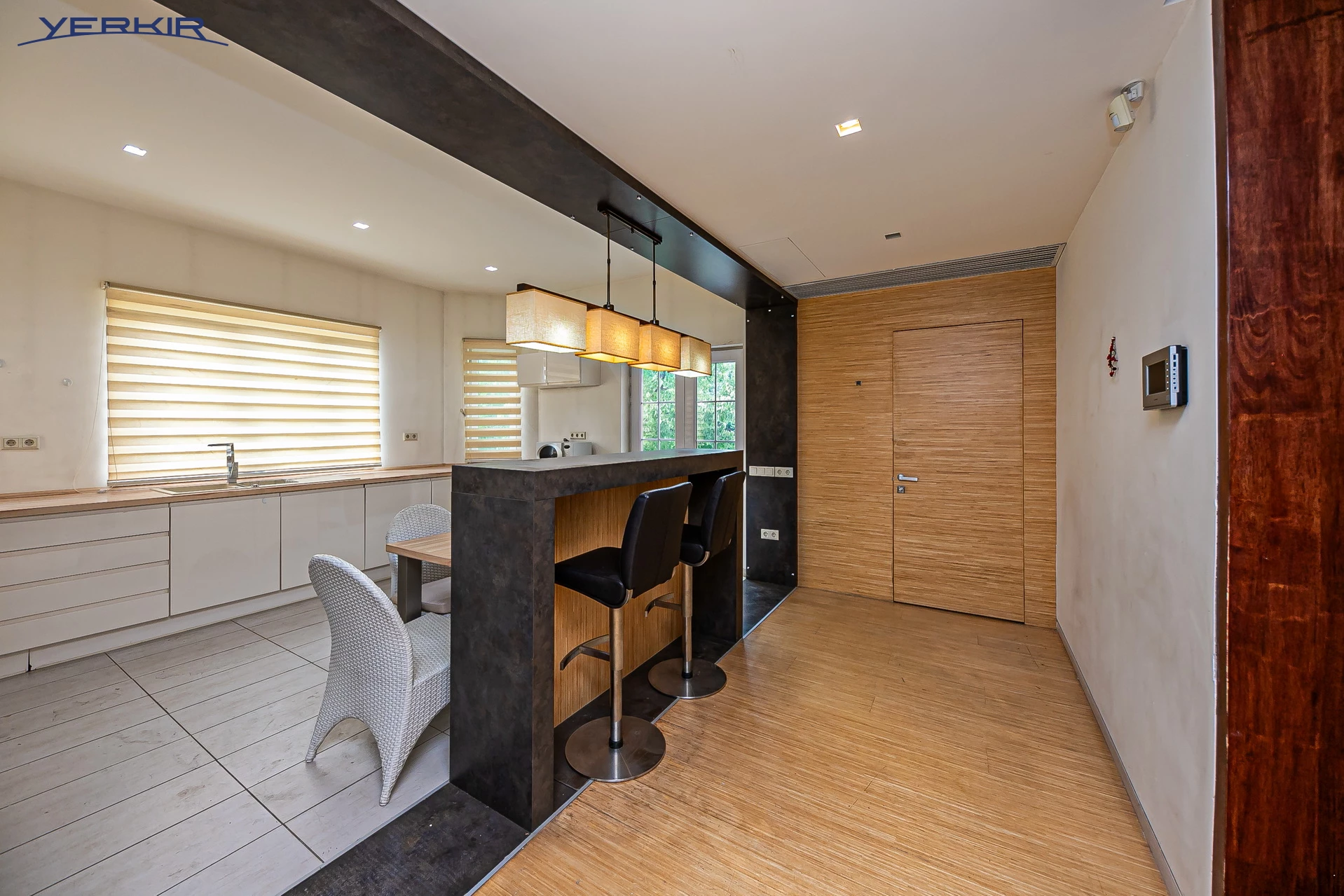 Առանձնատներ Կոդ` 5+519027