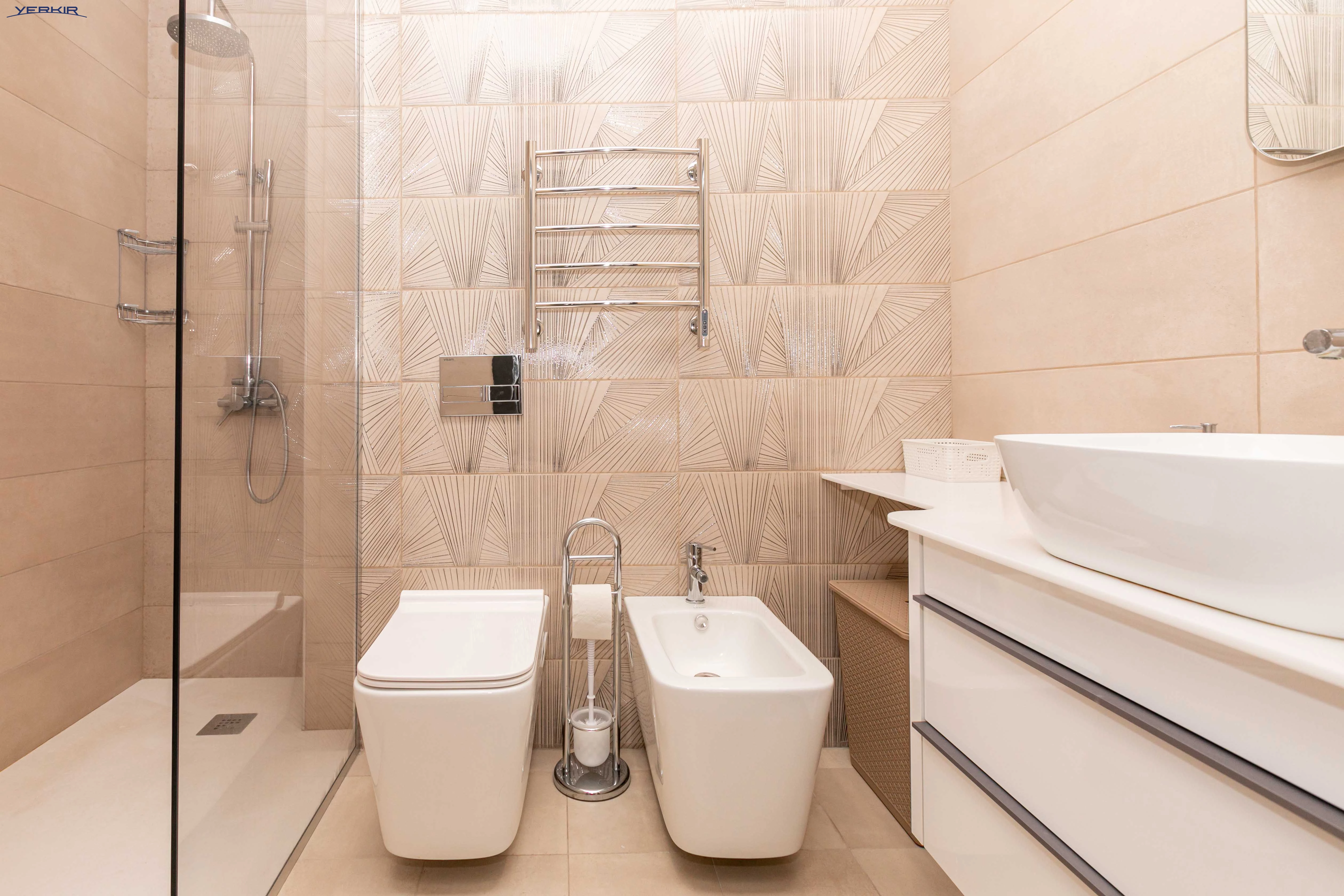 Apartments Code: 10+419408