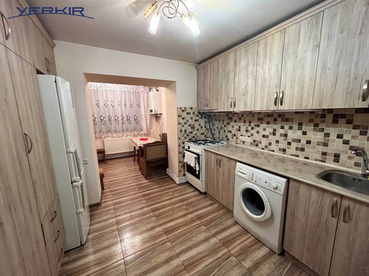 Բնակարաններ Կոդ` 4+213683