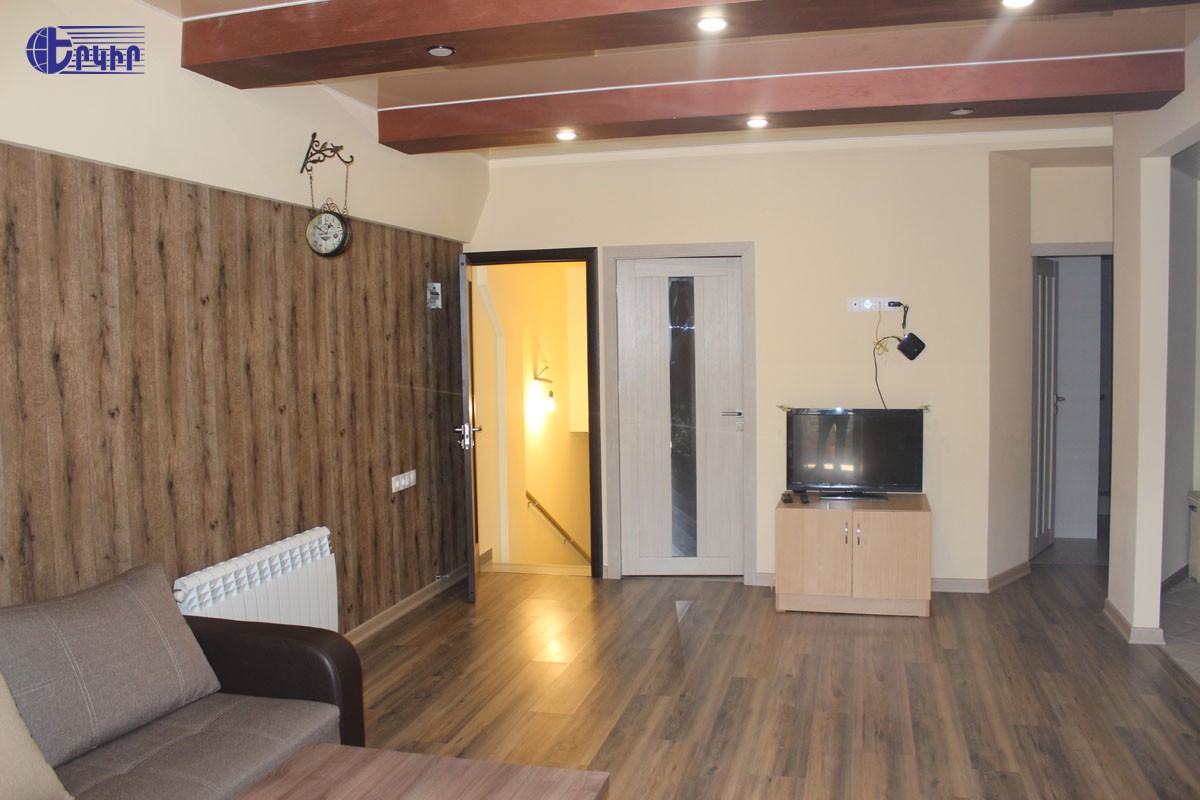 Apartments Code: 9+80033