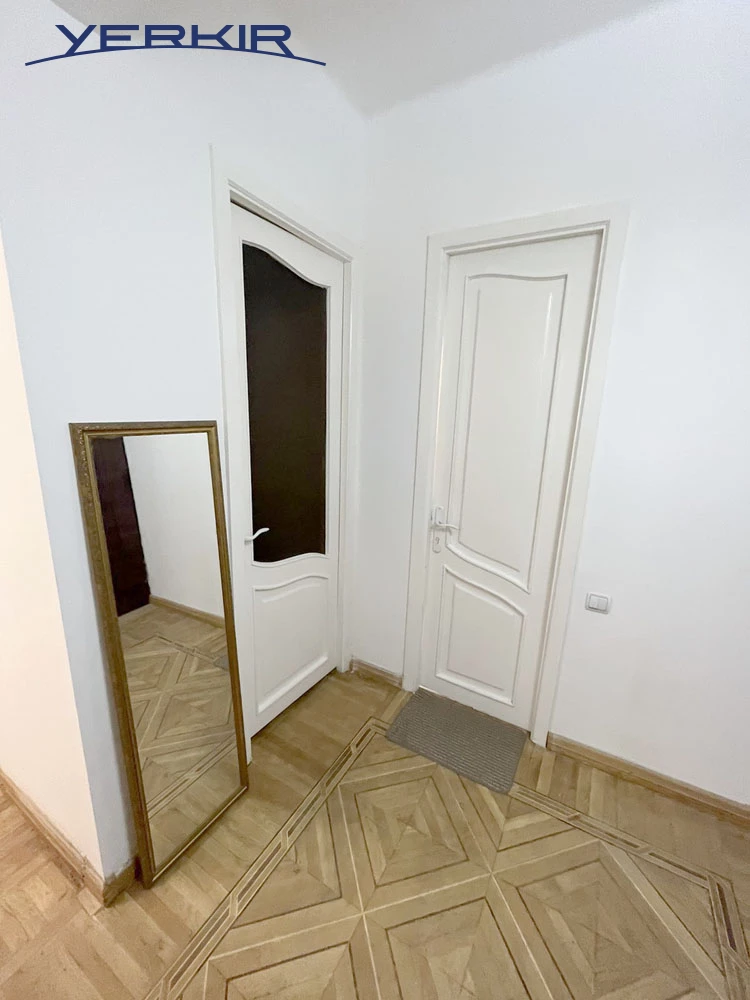 Apartments Code: 4+205302