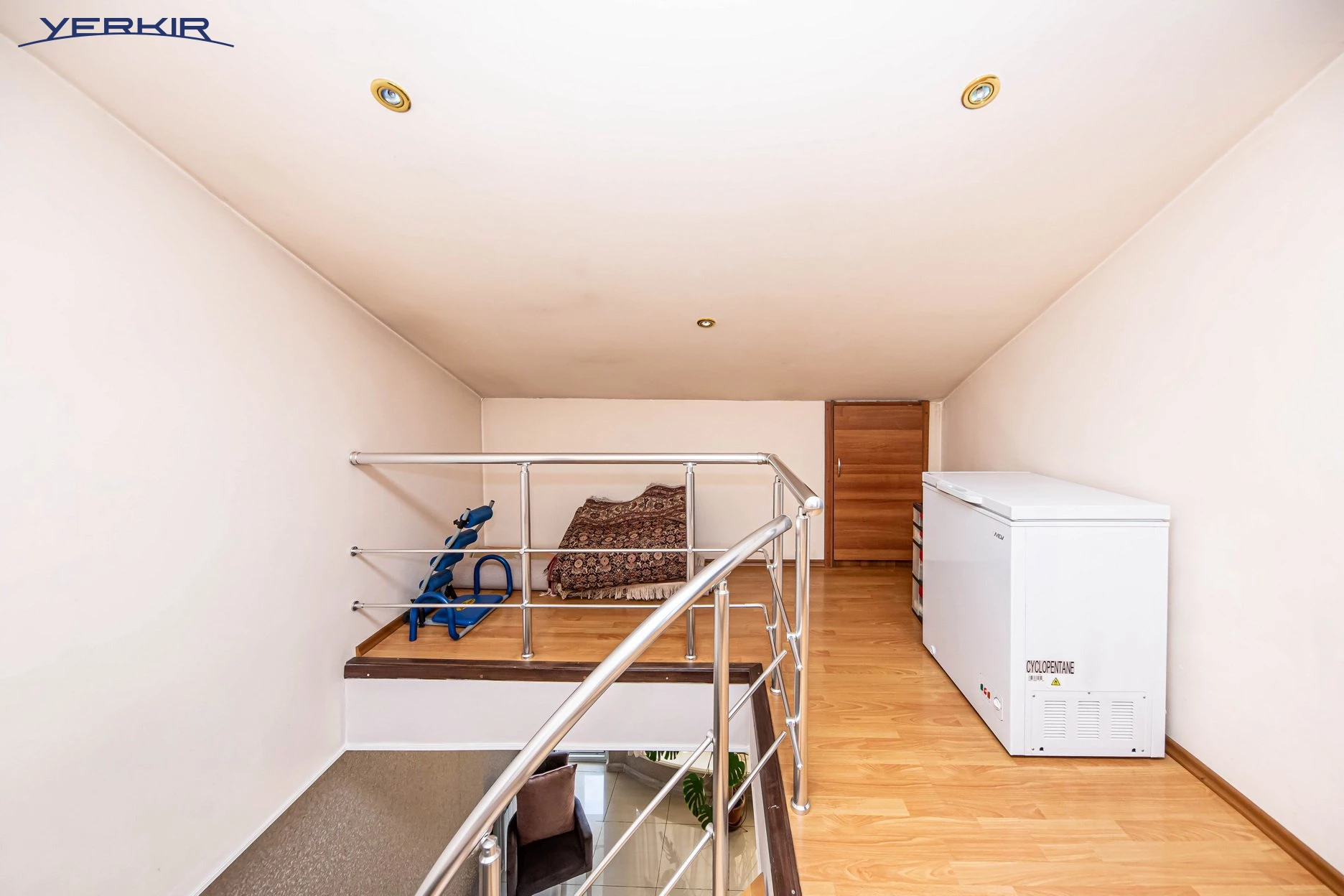 Apartments Code: 2+813181