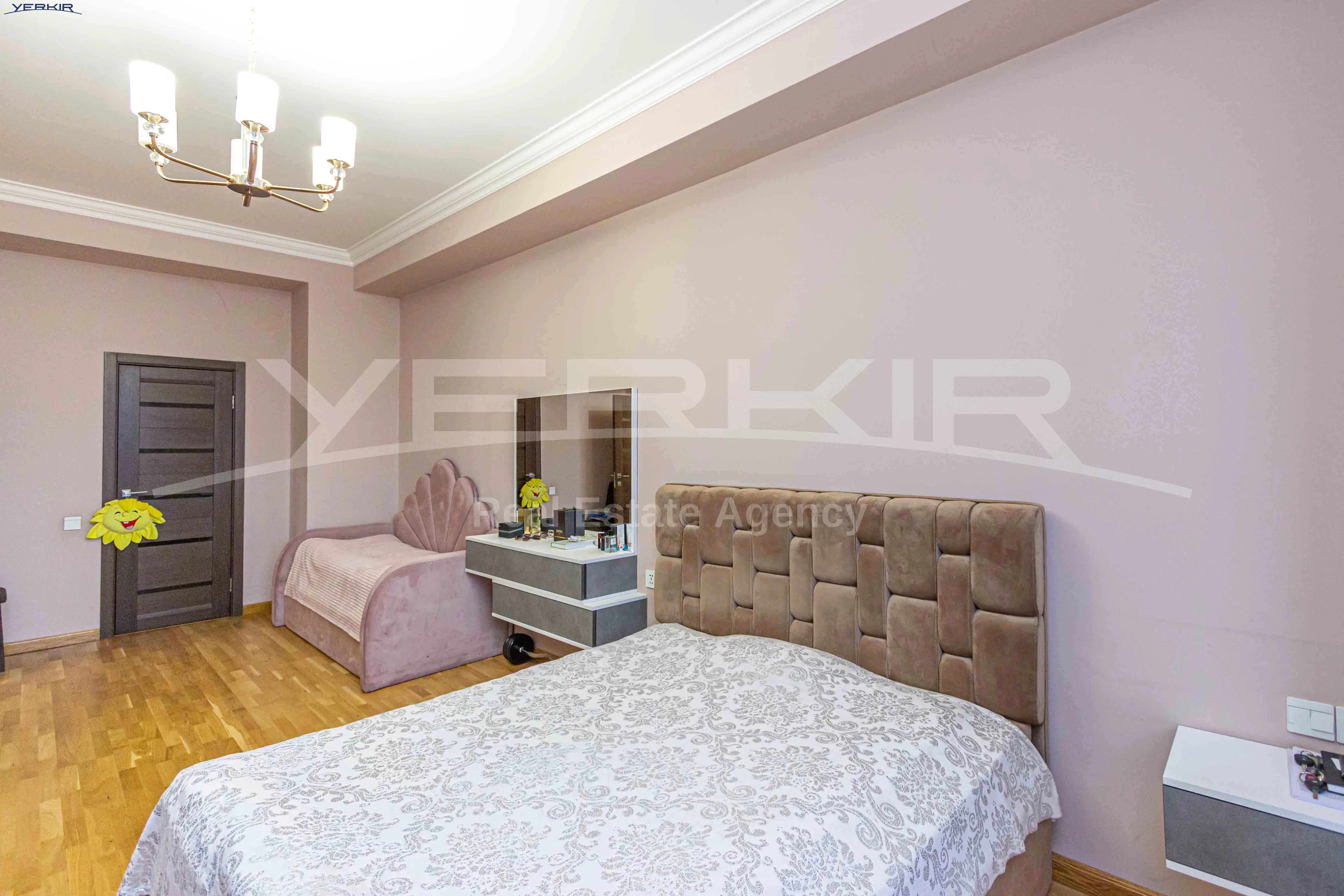 Квартиры Код 5+3470419