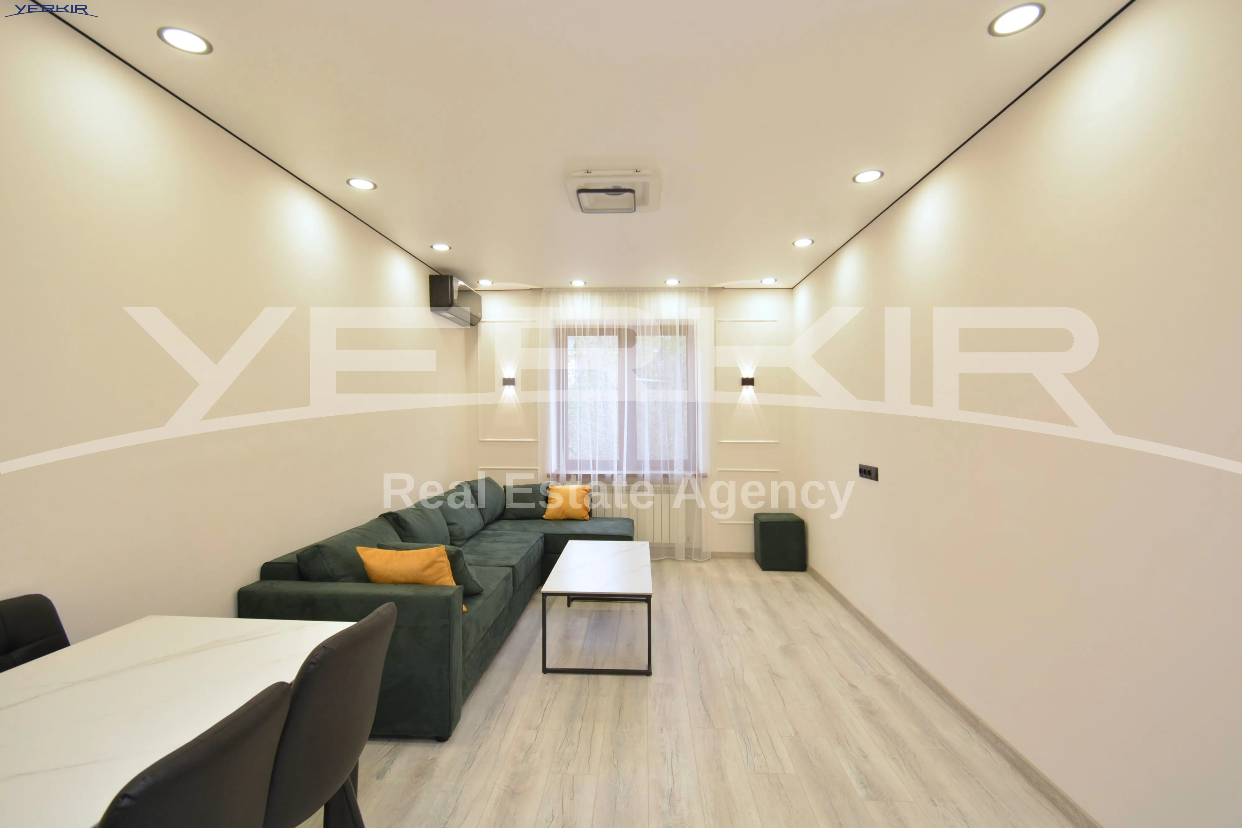 Apartments Code: 3+4294219