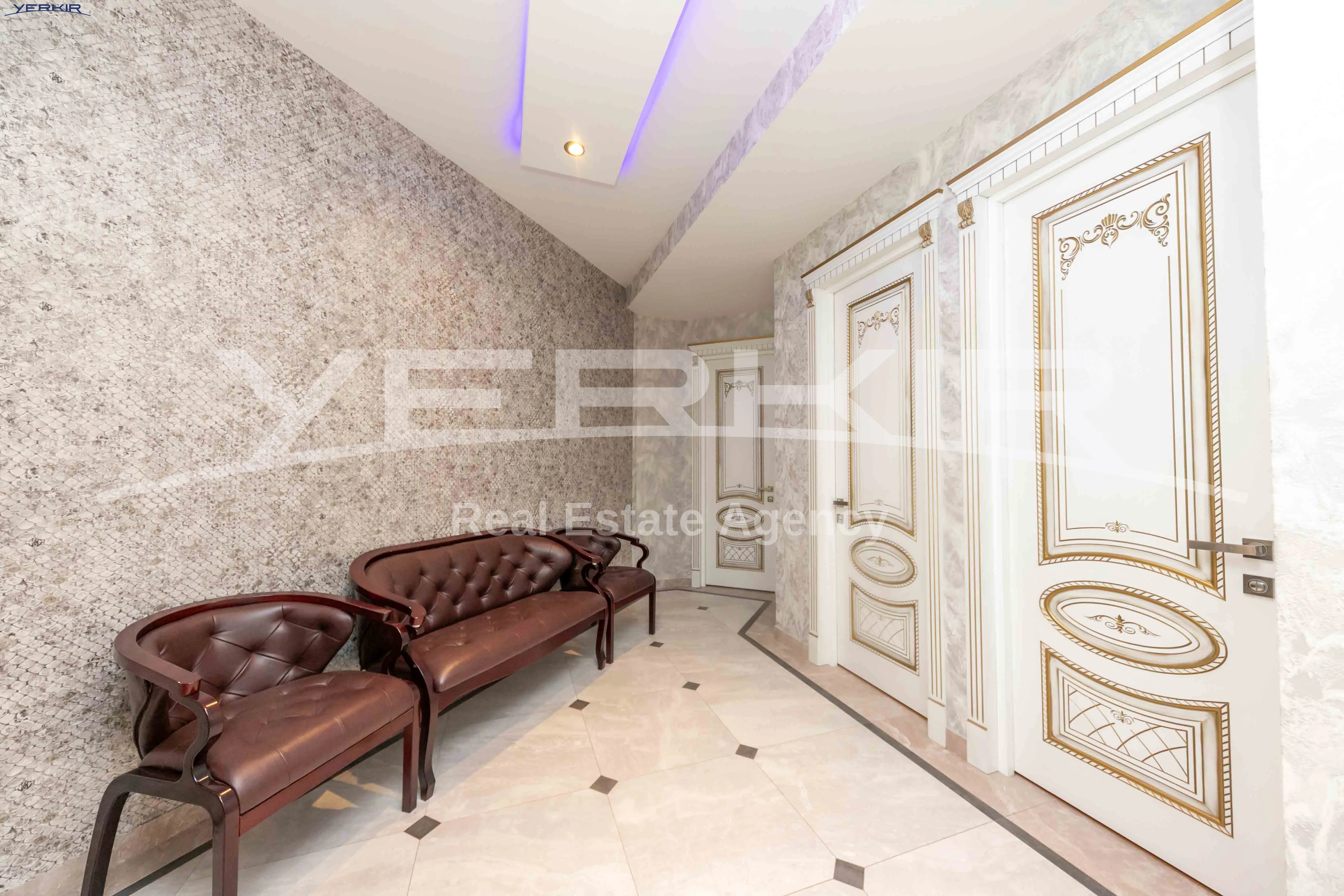 Բնակարաններ Կոդ` 9+4522630