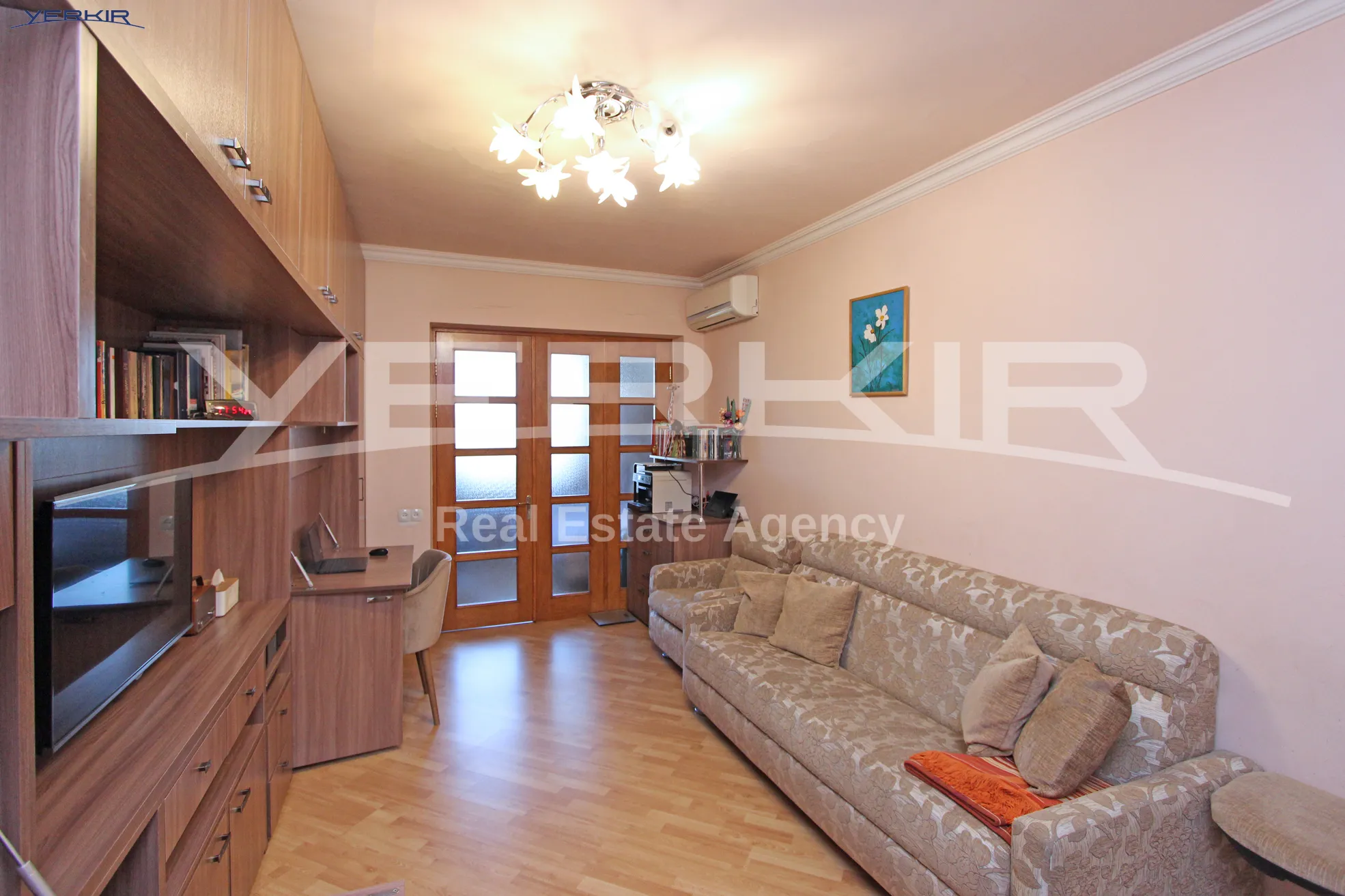 Apartments Code: 1+1842139