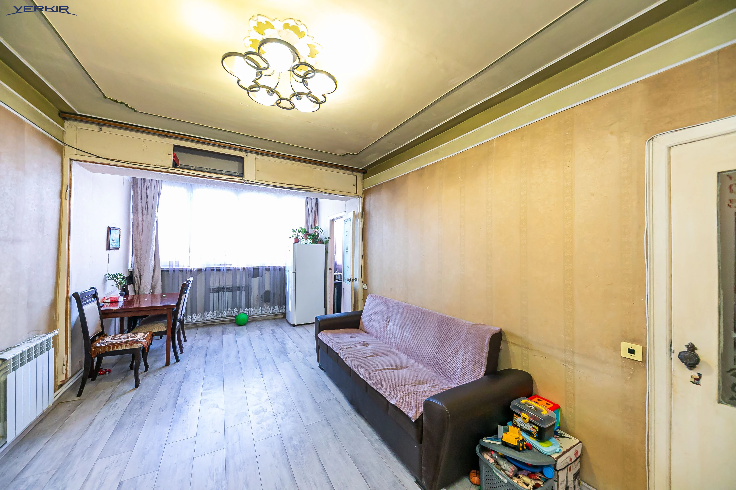 Квартиры Код 5+220890