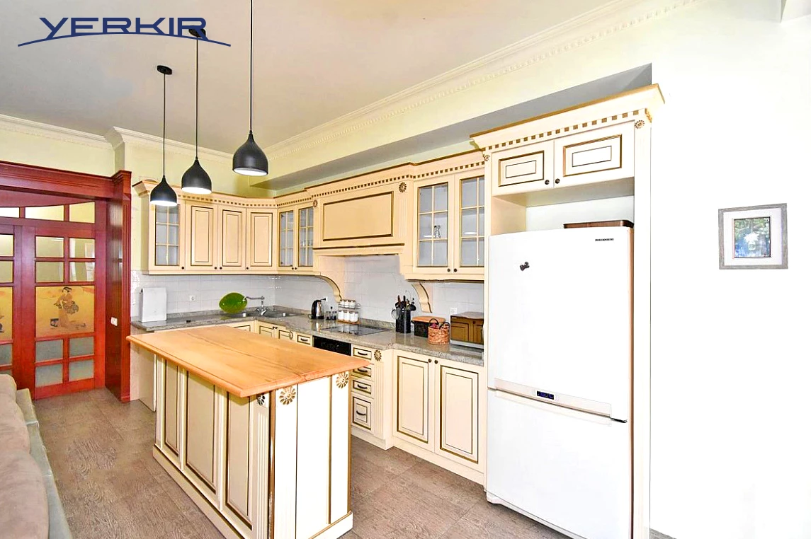 Apartments Code: 5+308400