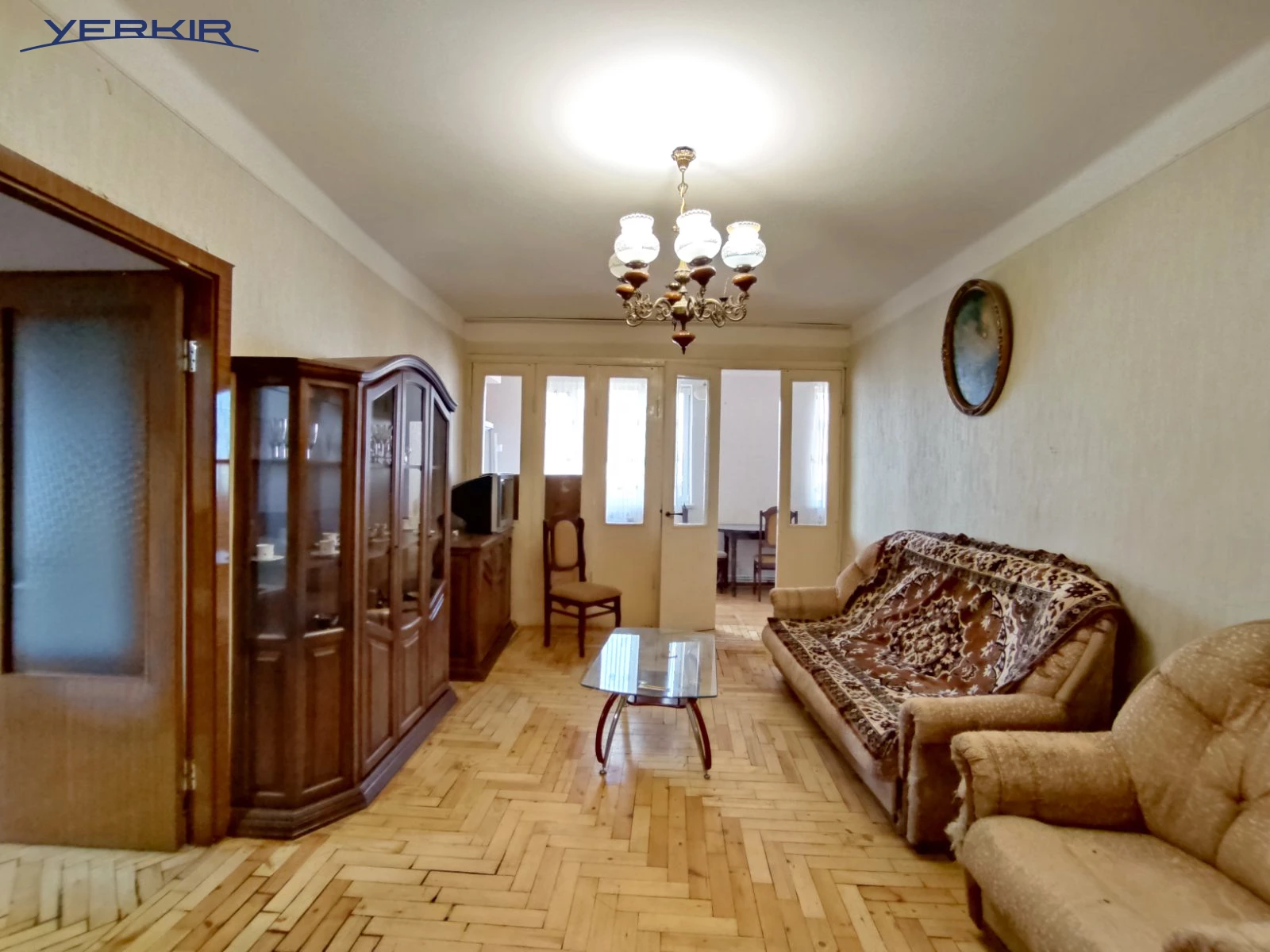 Apartments Code: 9+319287